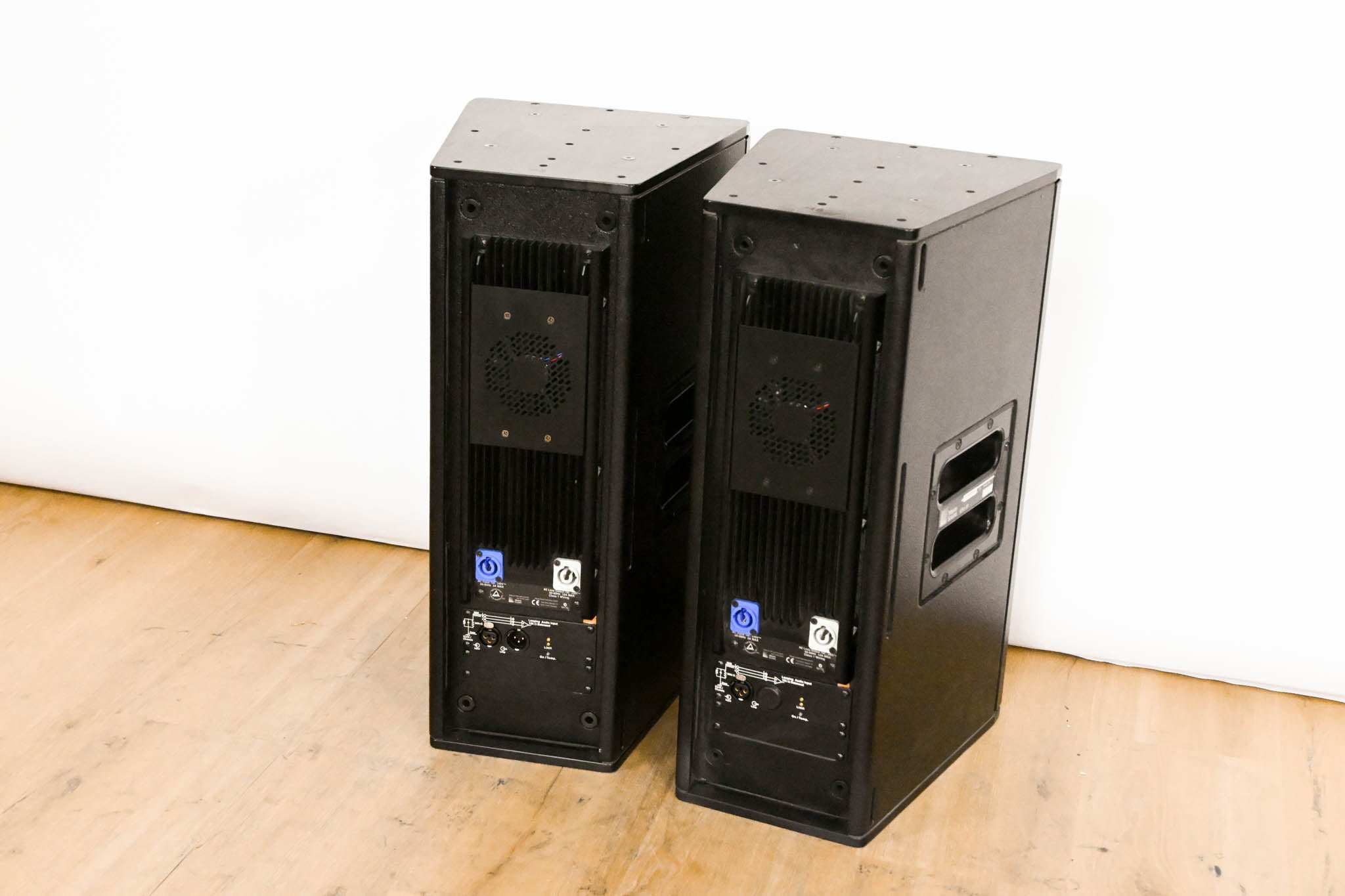Meyer Sound UPJ-1P Compact VariO Loudspeaker (PAIR)