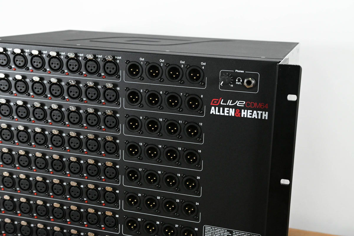 Allen & Heath dLive C3500 Control Surface w/ CDM64 64-in/32-out MixRack