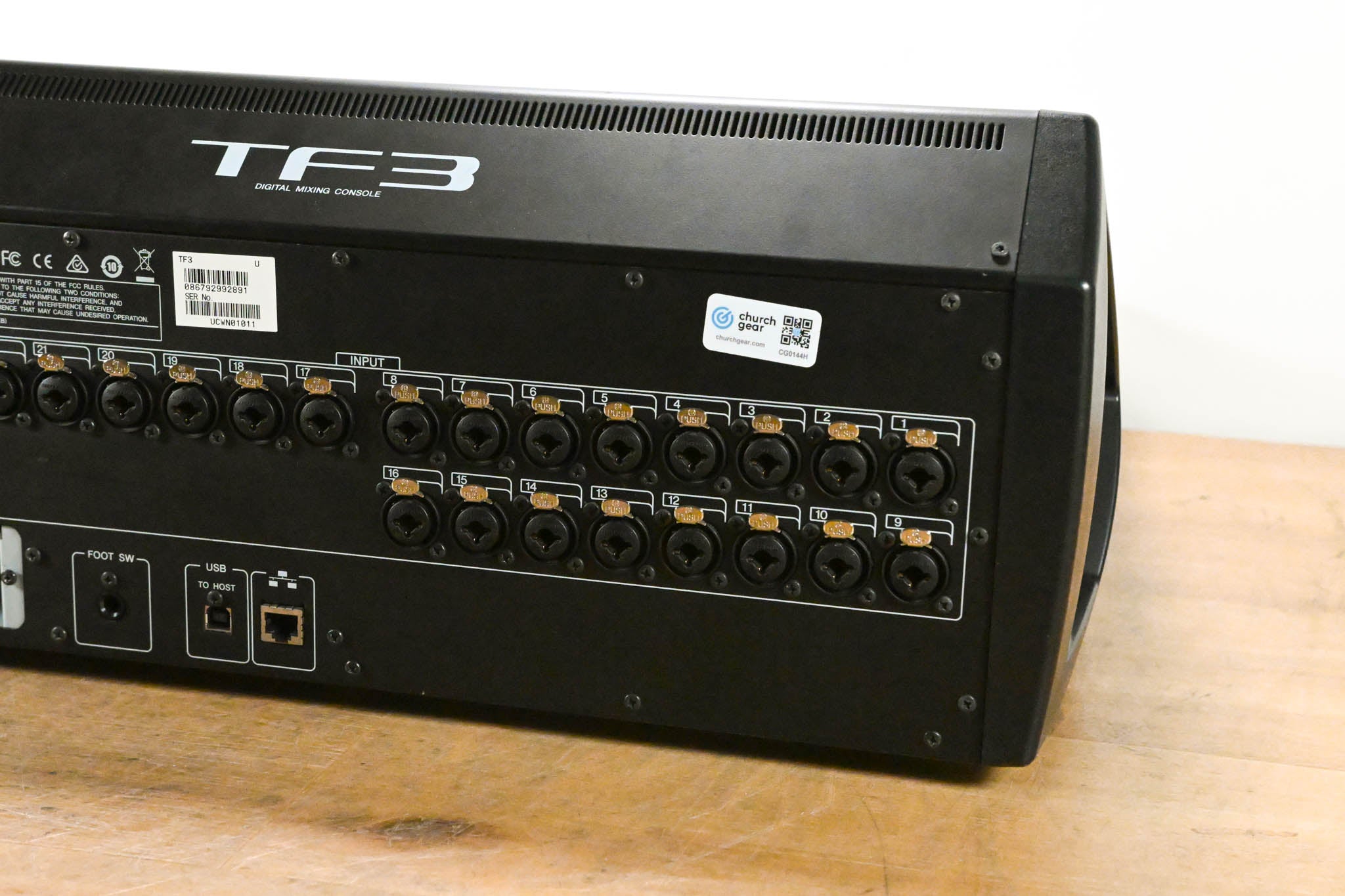 Yamaha TF3 24-Channel Digital Audio Mixer