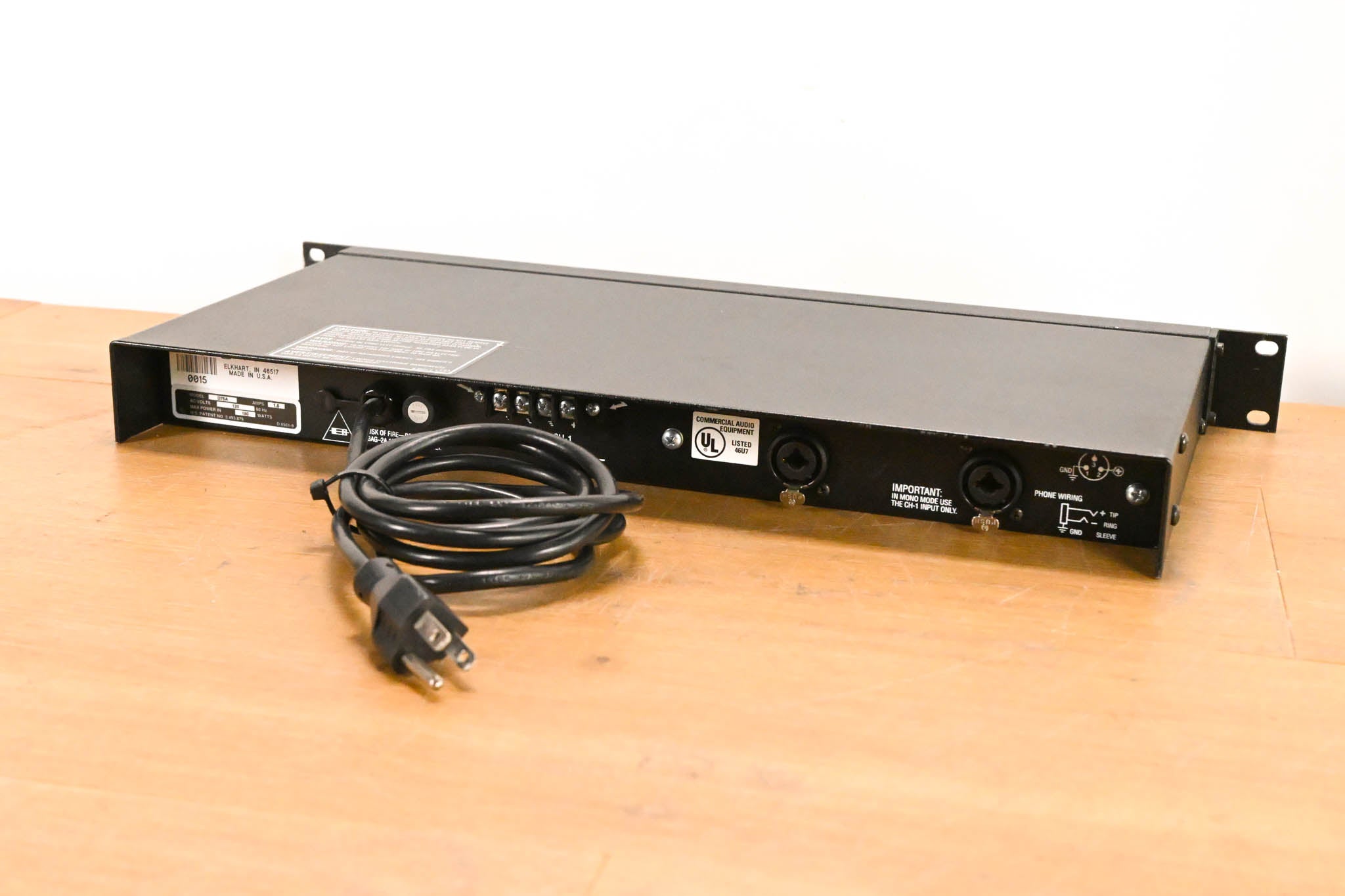 Crown D-75A 2-Channel Power Amplifier
