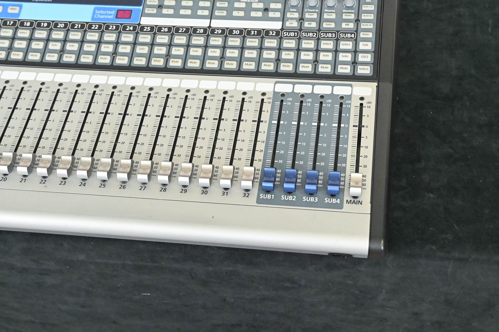 PreSonus StudioLive 32.4.2AI 32-Channel Digital Mixer