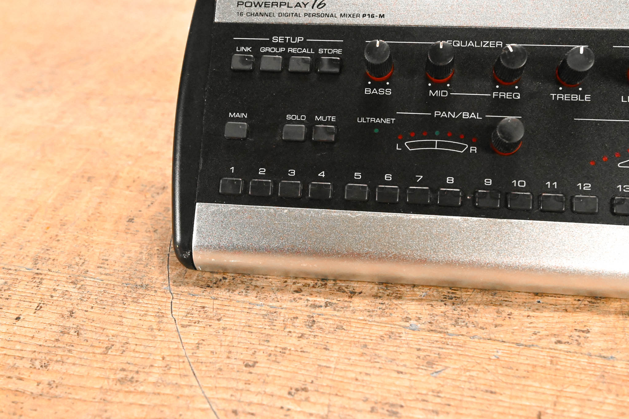 Behringer Powerplay P16-M 16-Channel Digital Personal Mixer