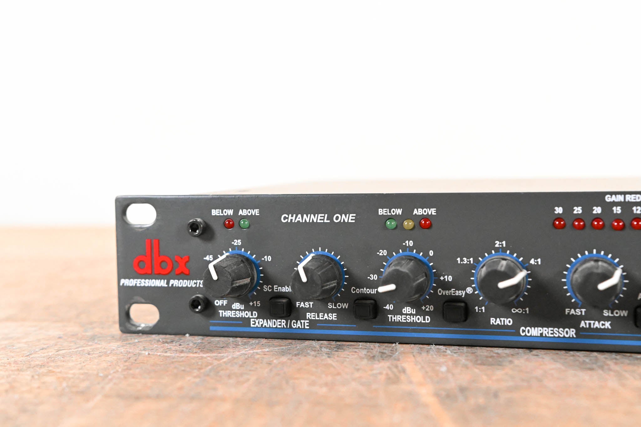 dbx 166XL 2-Channel Compressor/Limiter/Gate