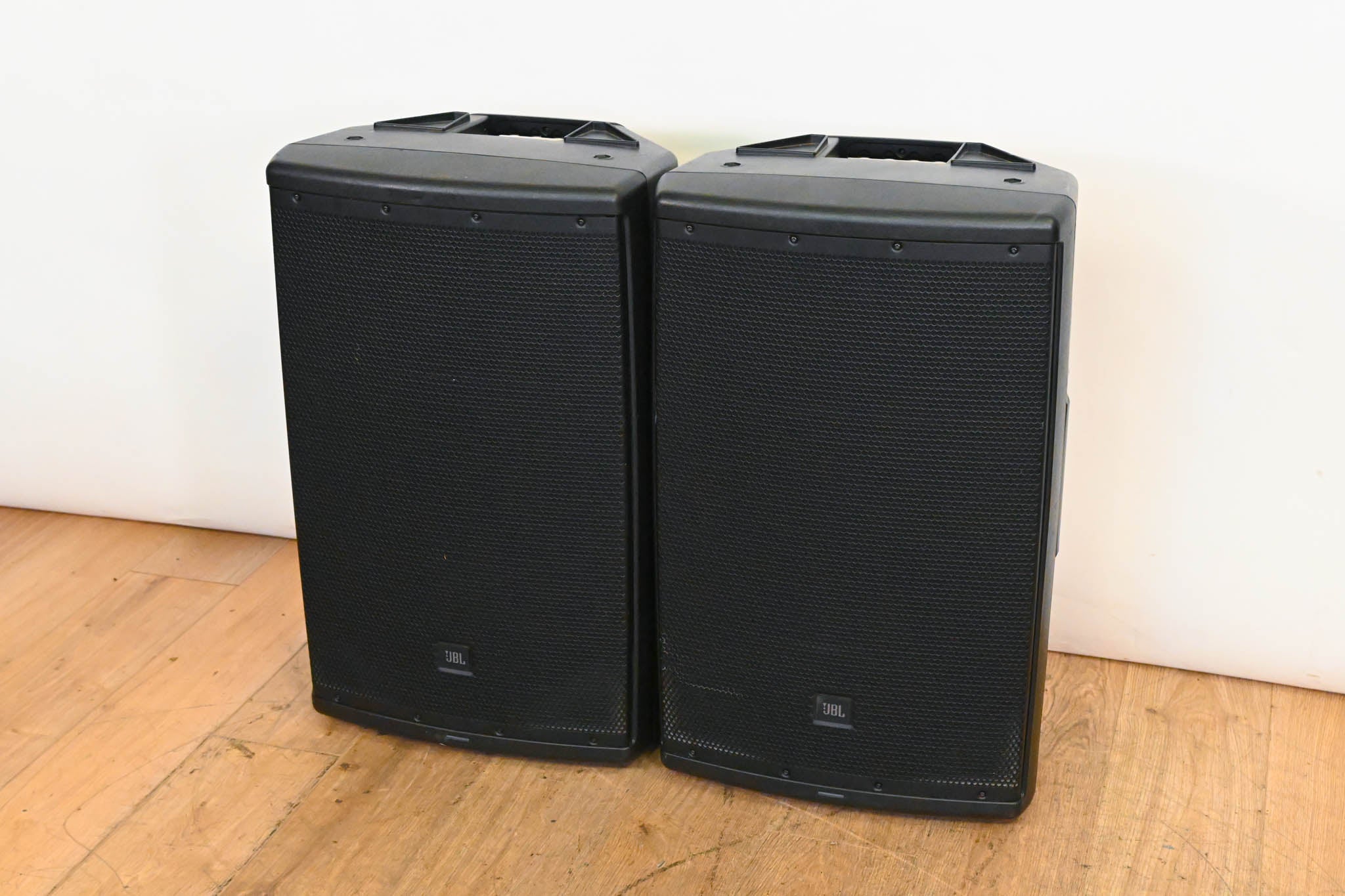 JBL EON615 15" 1000W 2-Way Powered Loudpeaker (PAIR)