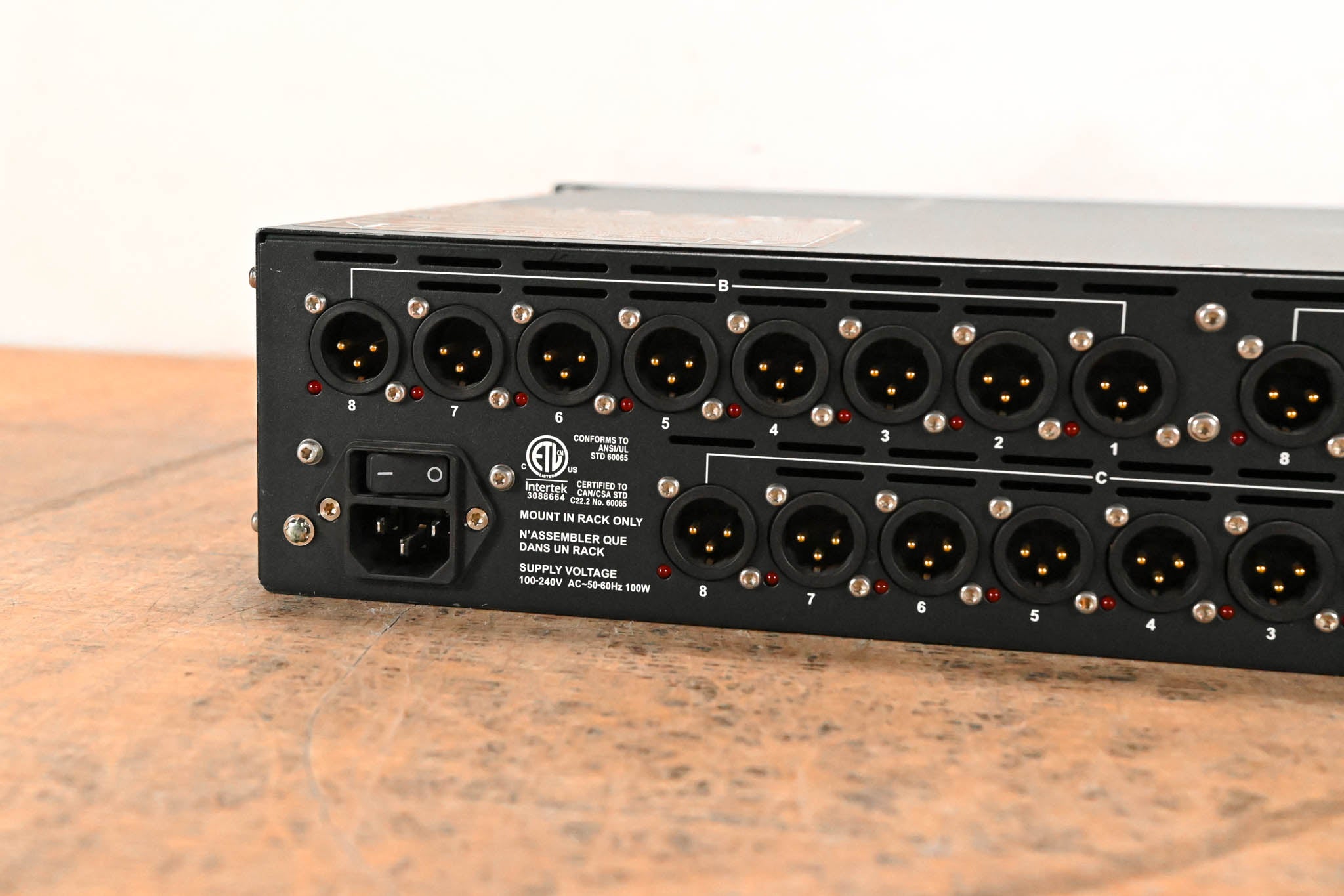 Midas DL152 PRO Series 24-Output Stage Box
