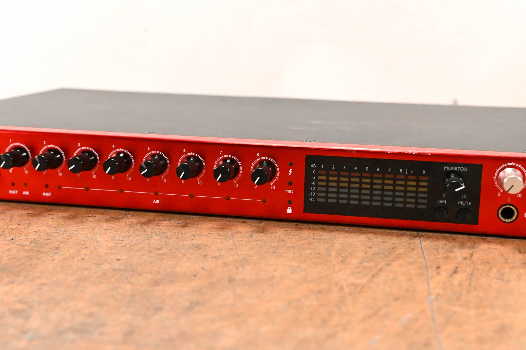 Focusrite Clarett Pre8 18x20 Thunderbolt Audio Interface