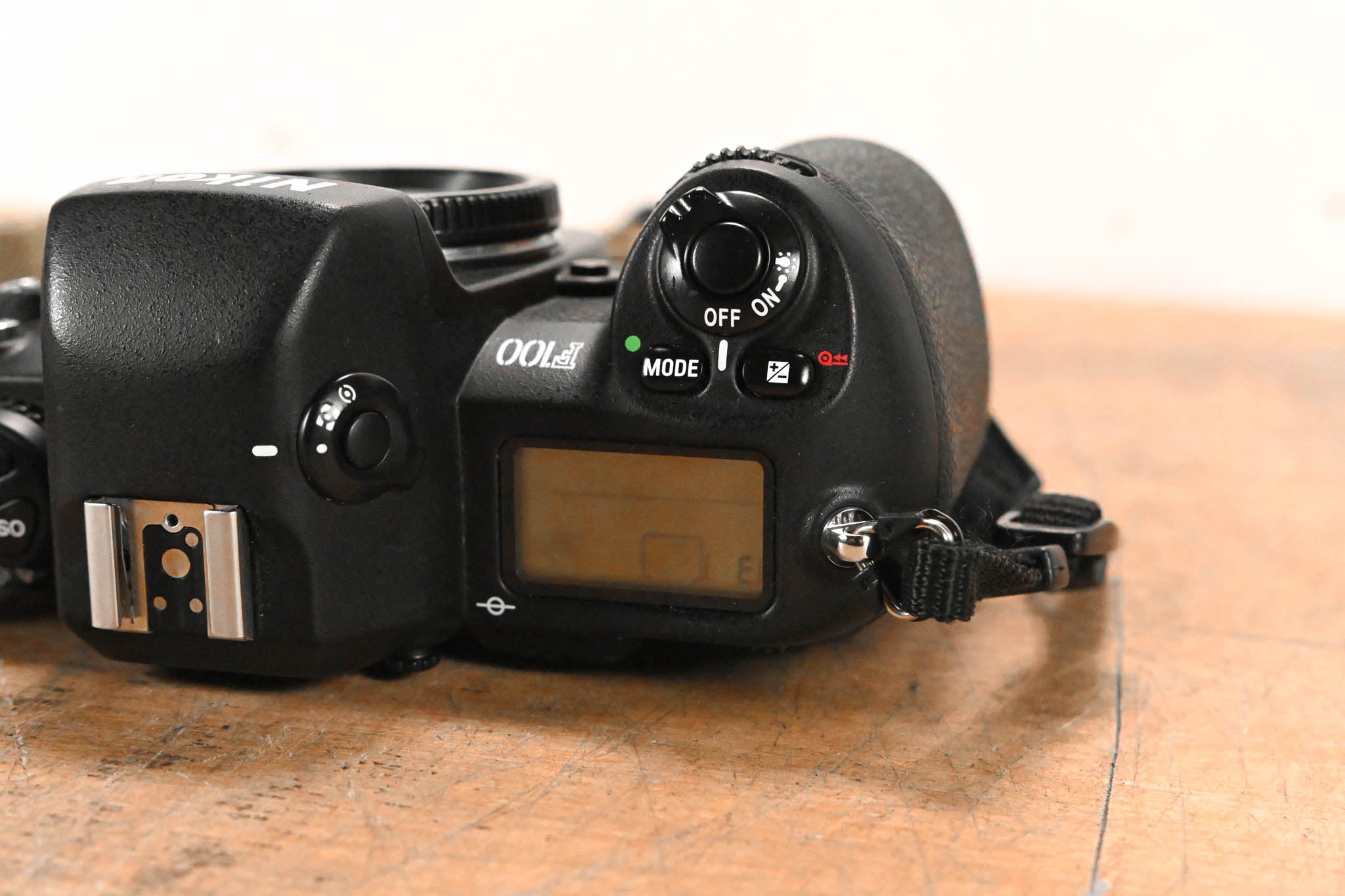 Nikon F100 Black 35mm SLR Film Camera Body with Strap