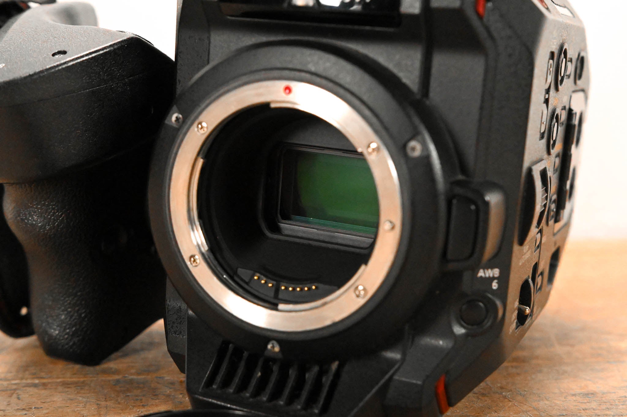 Panasonic AU-EVA1 Compact 5.7K Super 35mm Cinema Camera