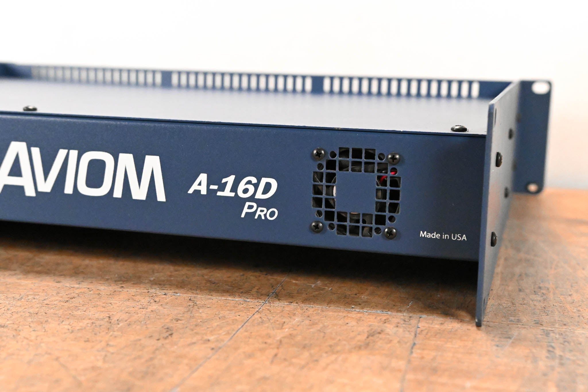 Aviom A-16D Pro A-Net Distributor