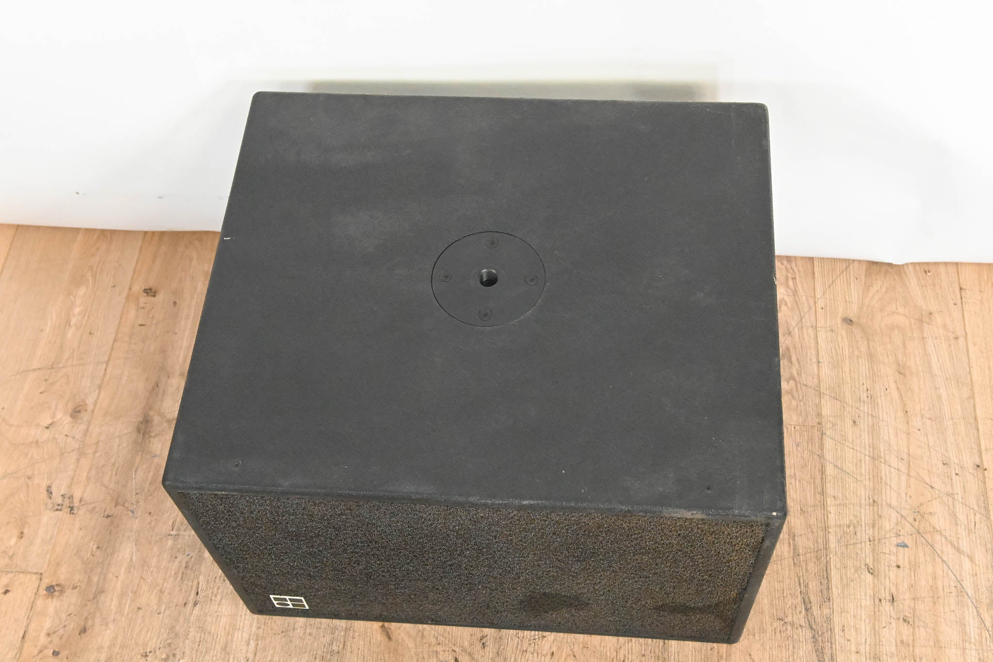 d&b audiotechnik E12-SUB Compact Bass-Reflex Subwoofer