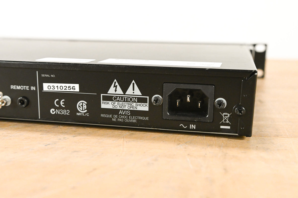 TASCAM SS-CDR1 Rackmount Compact Flash/CD Recorder