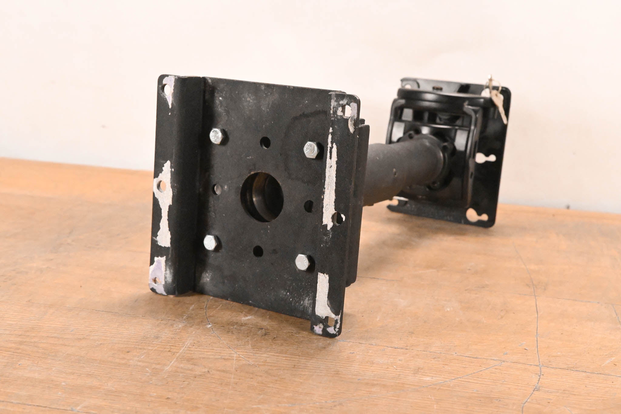 Chief RPMA000 Projector Mount System w/ CMS009012 Column & CMA345 Plate