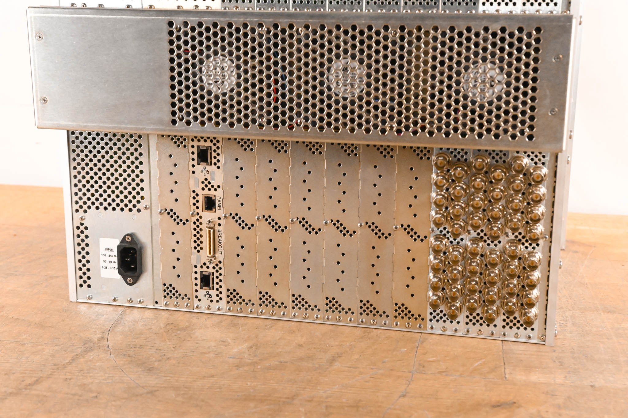 Ross Carbonite eXtreme (NK-3G144-X) Switcher w/ Carbonite 2 Panel