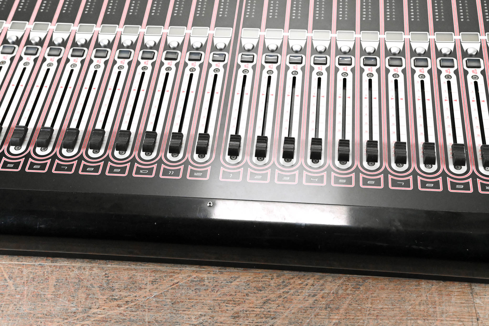 DiGiCo SD9 Digital Mixing Console