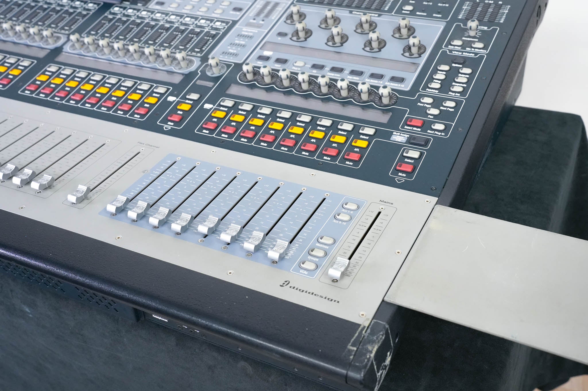 Digidesign VENUE SC48 Digital Audio Mixing Console