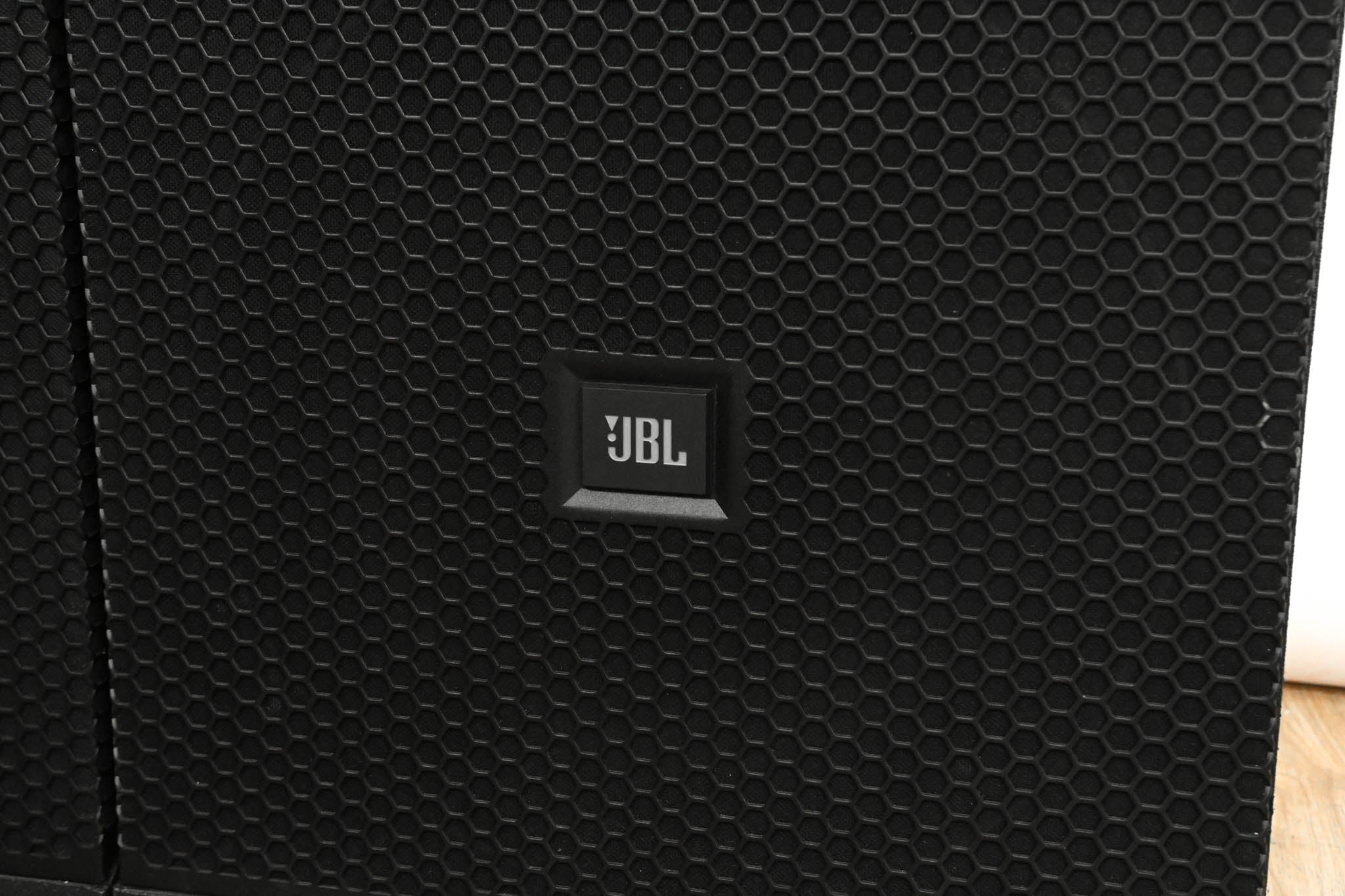 JBL VTX F15 15-inch Bi-Amplified 2-Way Loudspeaker (PAIR)