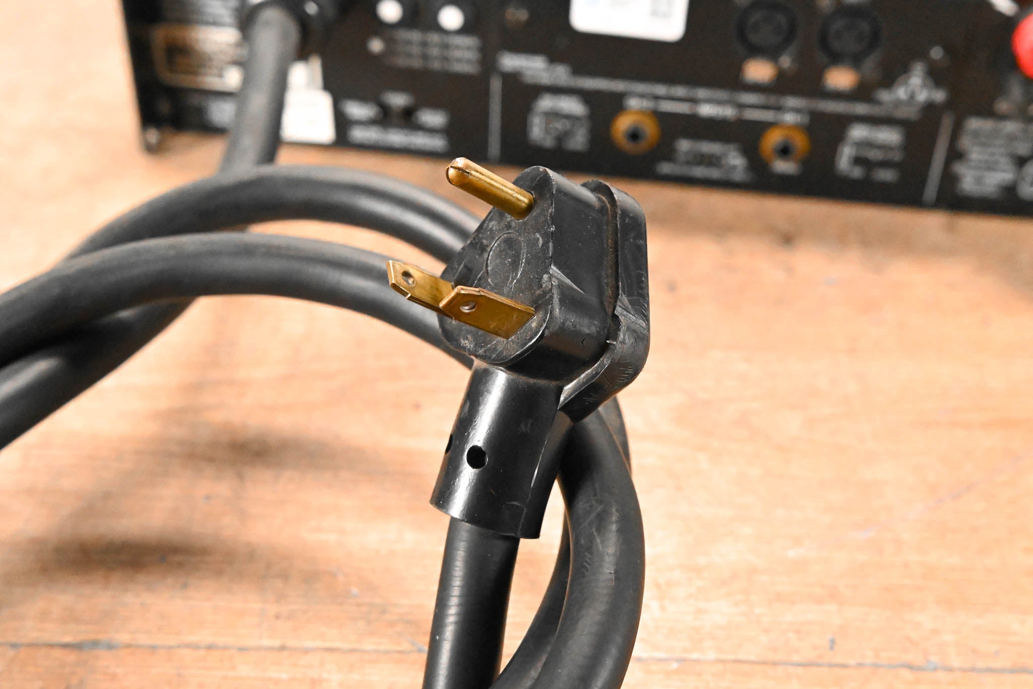 Crown Macro-Tech 3600VZ 2-Channel Power Amplifier