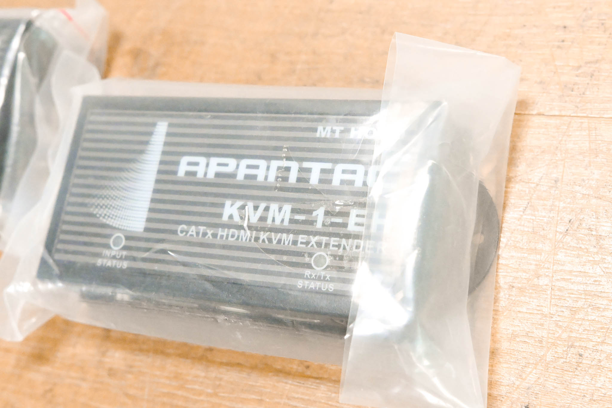 Apantac MT HOOD KVM-SET-10 HDMI KVM Extender Pair