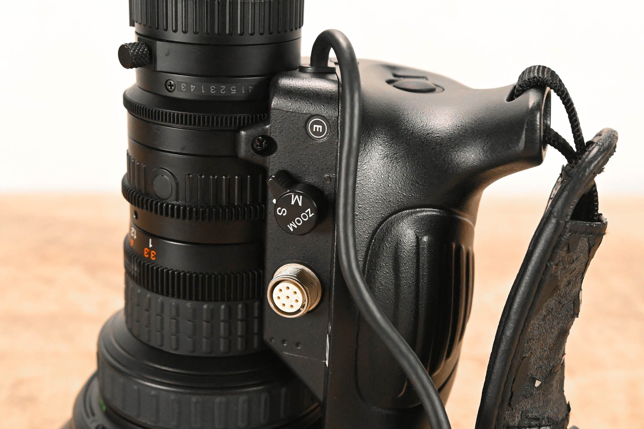 Fujinon Th16x5.5BRMU 1/3" Broadcast Zoom Lens - 1:1.4/5.5-88mm