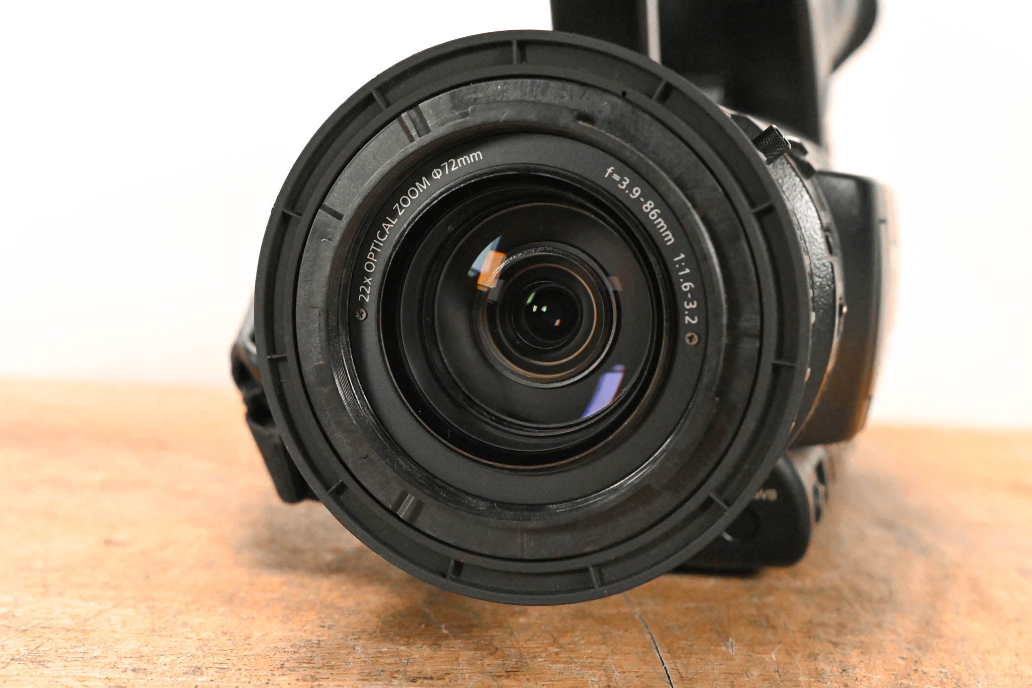 Panasonic AG-HPX255P P2 HD Handheld Camcorder