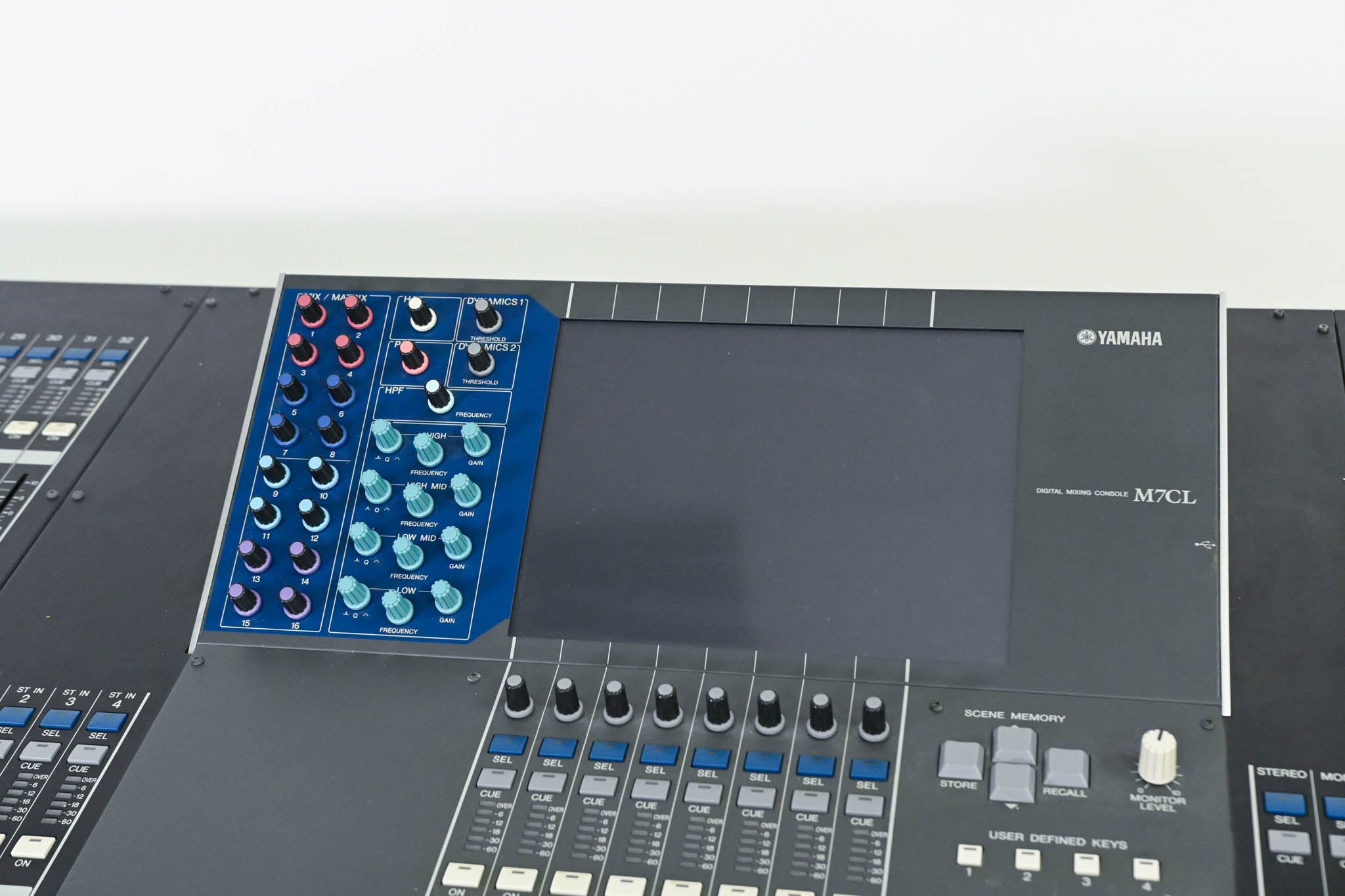 Yamaha M7CL-48ES 48-Channel EtherSound Digital Audio Mixer