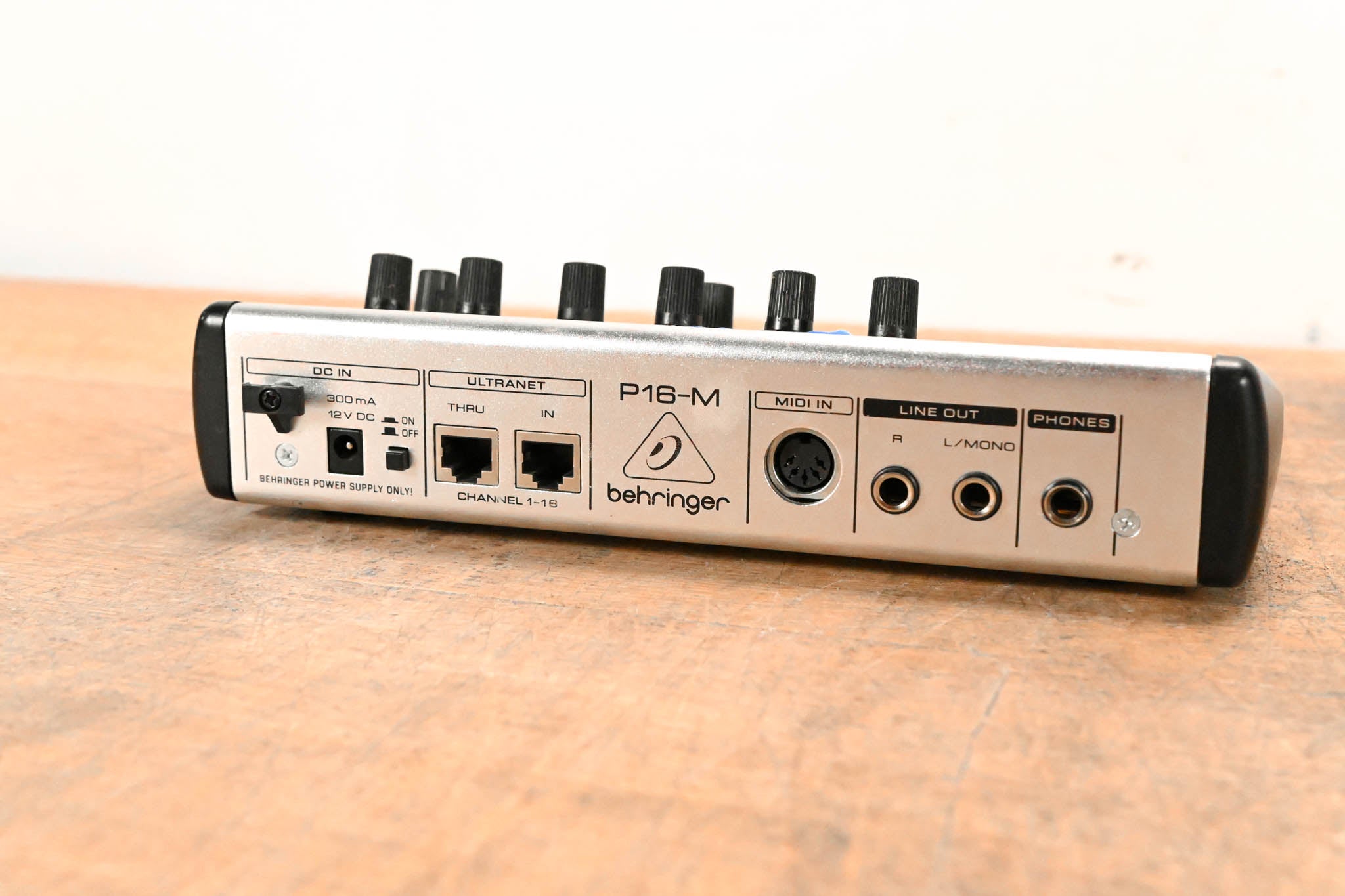 Behringer Powerplay P16-M 16-Channel Digital Personal Mixer