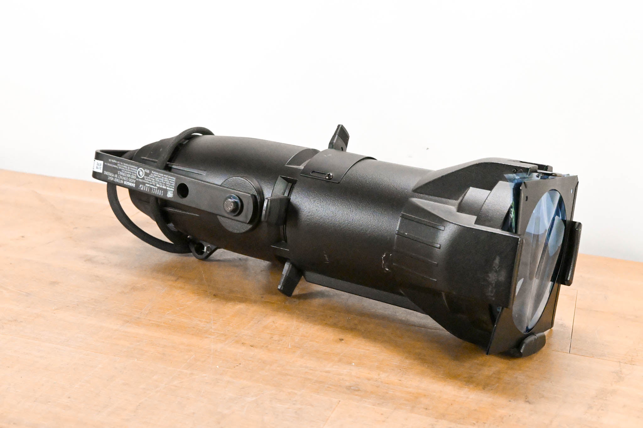 ETC Source Four Jr 26 Degree 575 Ellipsoidal Light