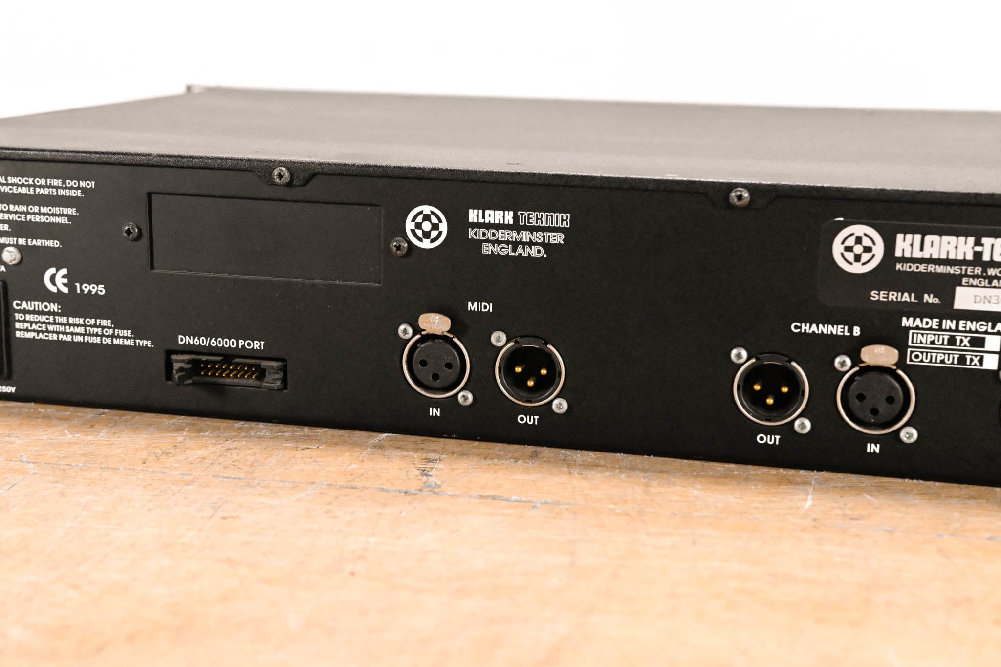 Klark Teknik DN3601 Programmable Slave Graphic Equalizer
