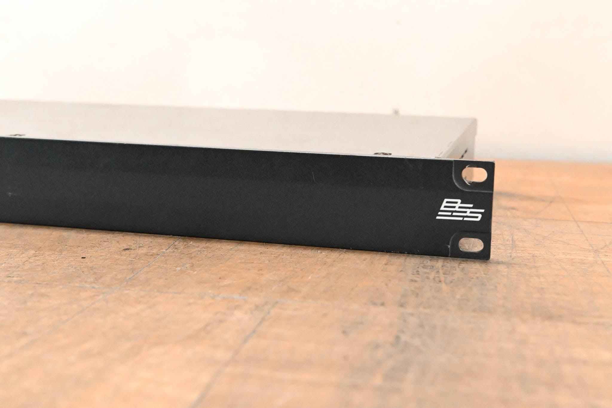 BSS London BLU-BOB2 8-Channel Break-Out Box Output Expander (NO PSU)