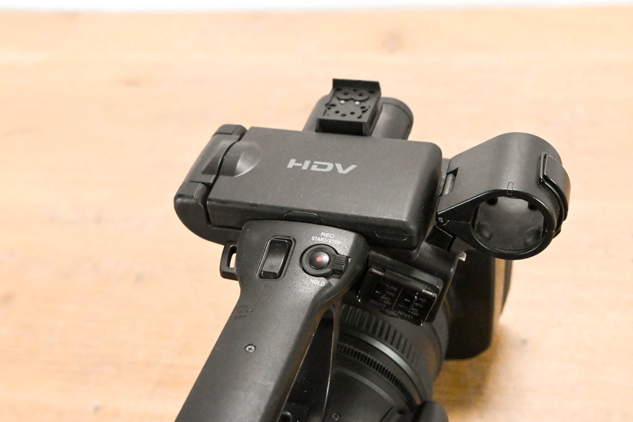 Sony HVR-Z5U Professional 1/3" 3-CMOS HDV Camcorder