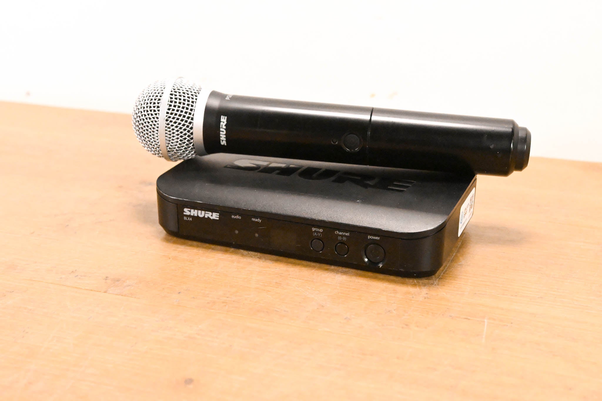 Shure BLX24/PG58 Handheld Wireless System - H9 Band (NO POWER SUPPLY)