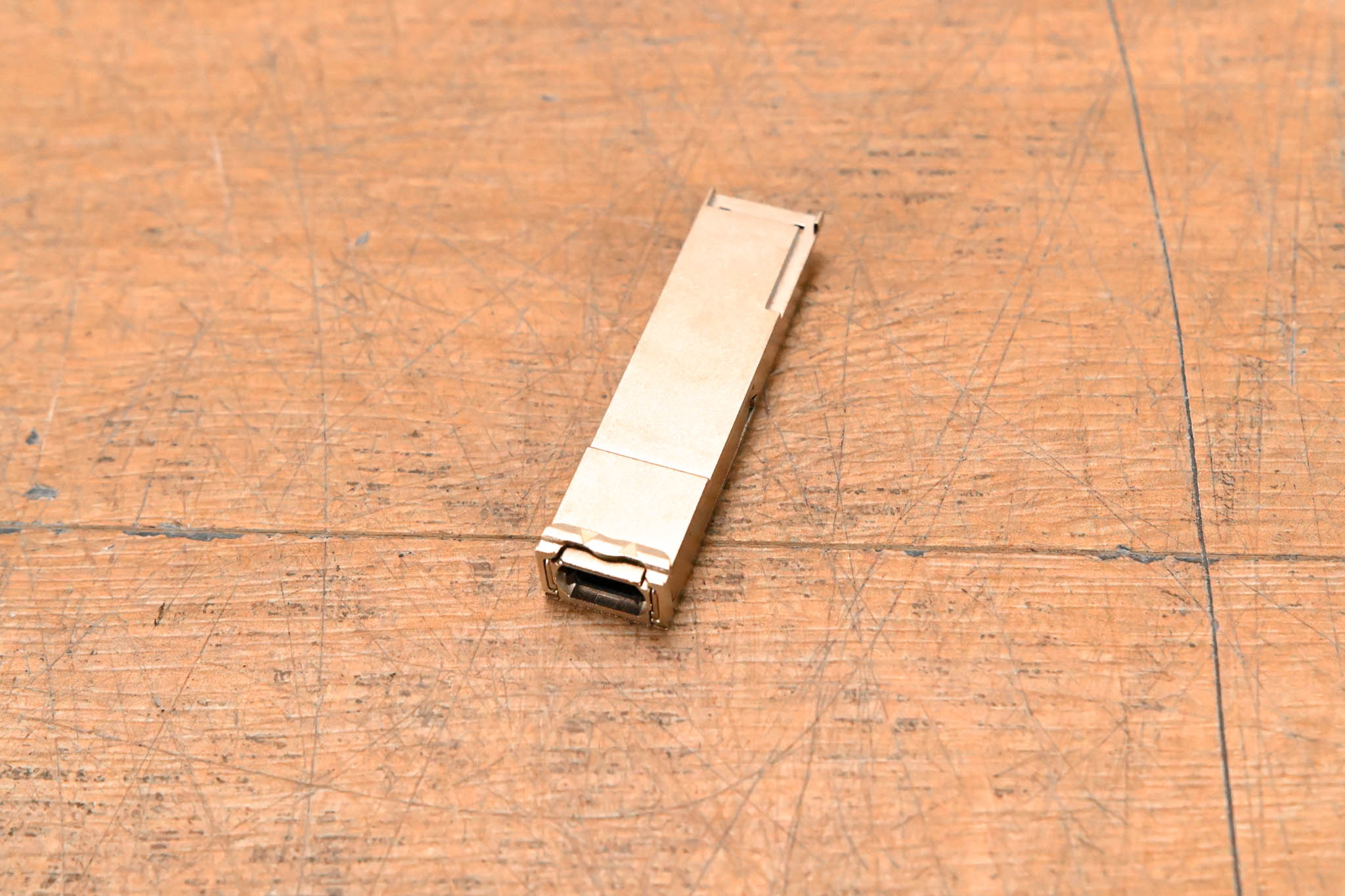 Unique Digital 407-BBOZ-UDI 40G SR4 QSFP+ Transceiver (850 nm, DOM, MPO)