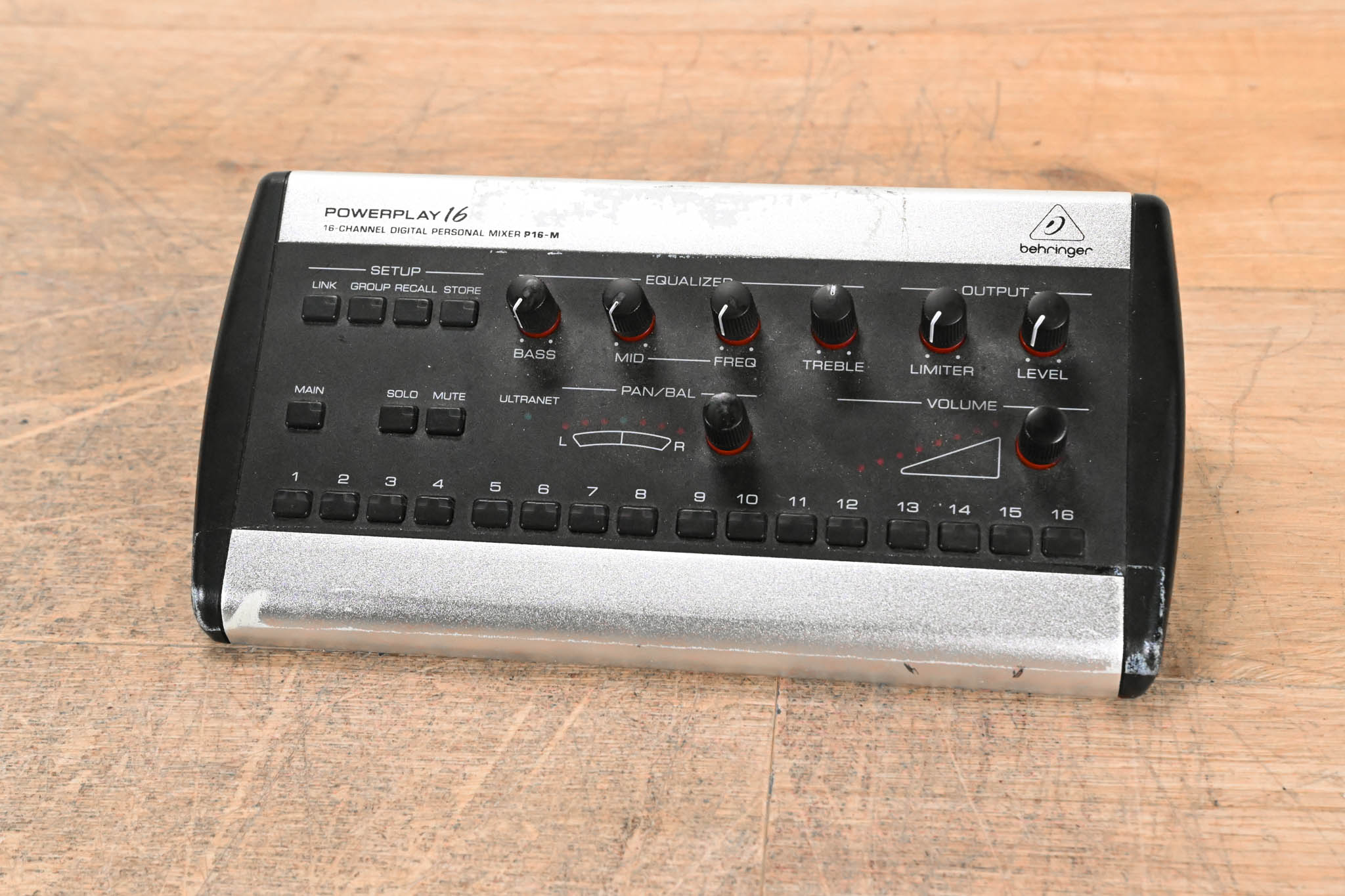 Behringer Powerplay P16-M 16-Channel Digital Personal Mixer