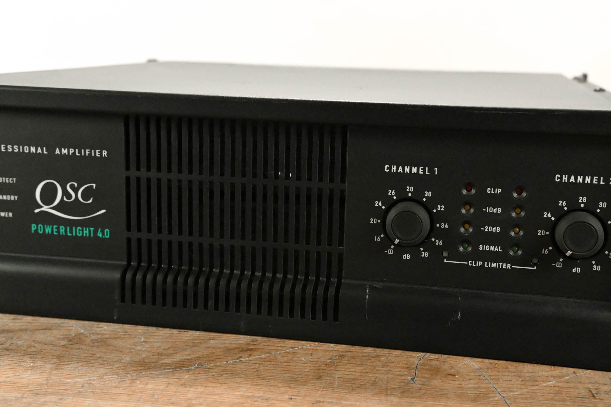 QSC PowerLight 4.0 2-Channel Power Amplifier