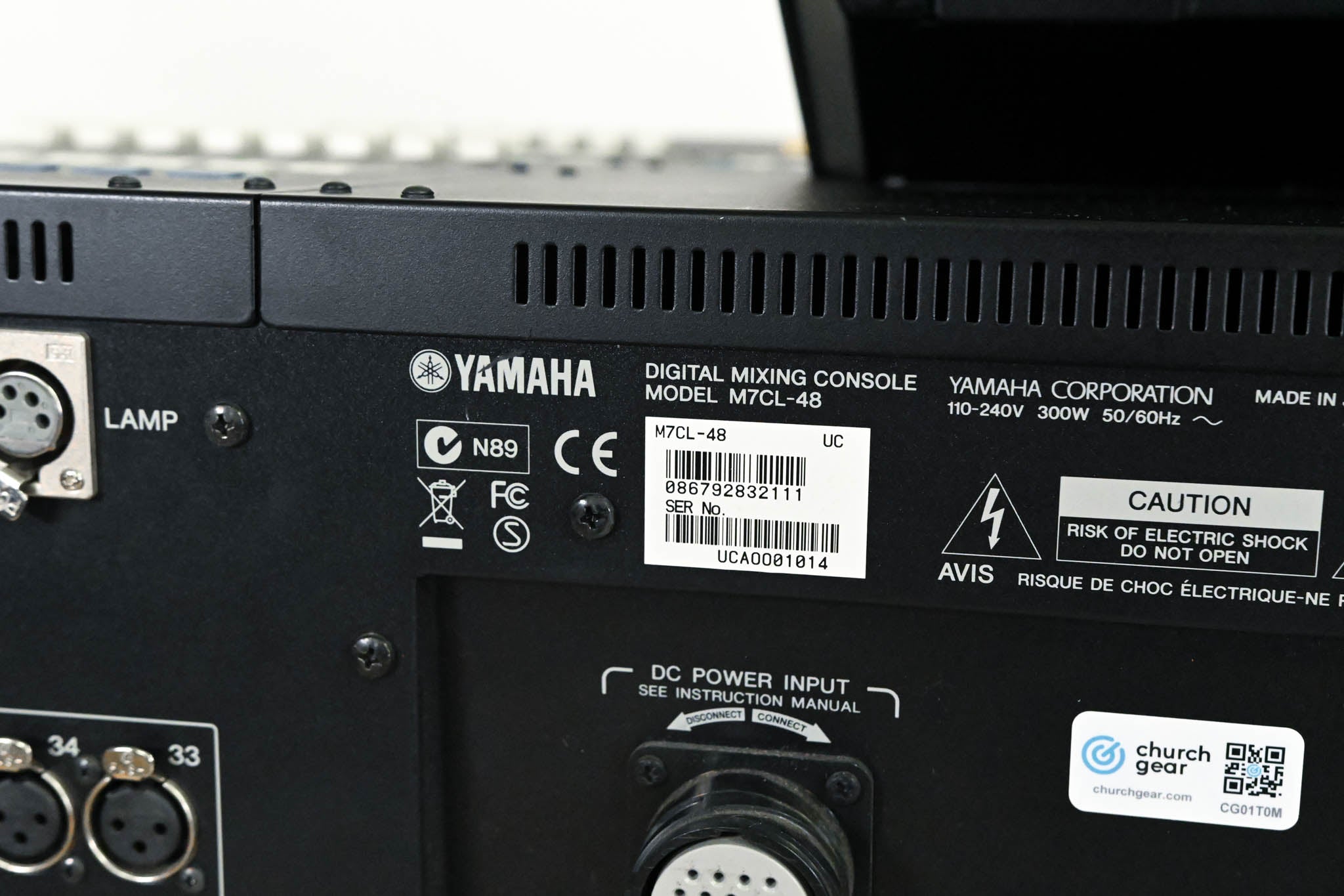 Yamaha M7CL-48 48-Channel Digital Audio Mixing Console