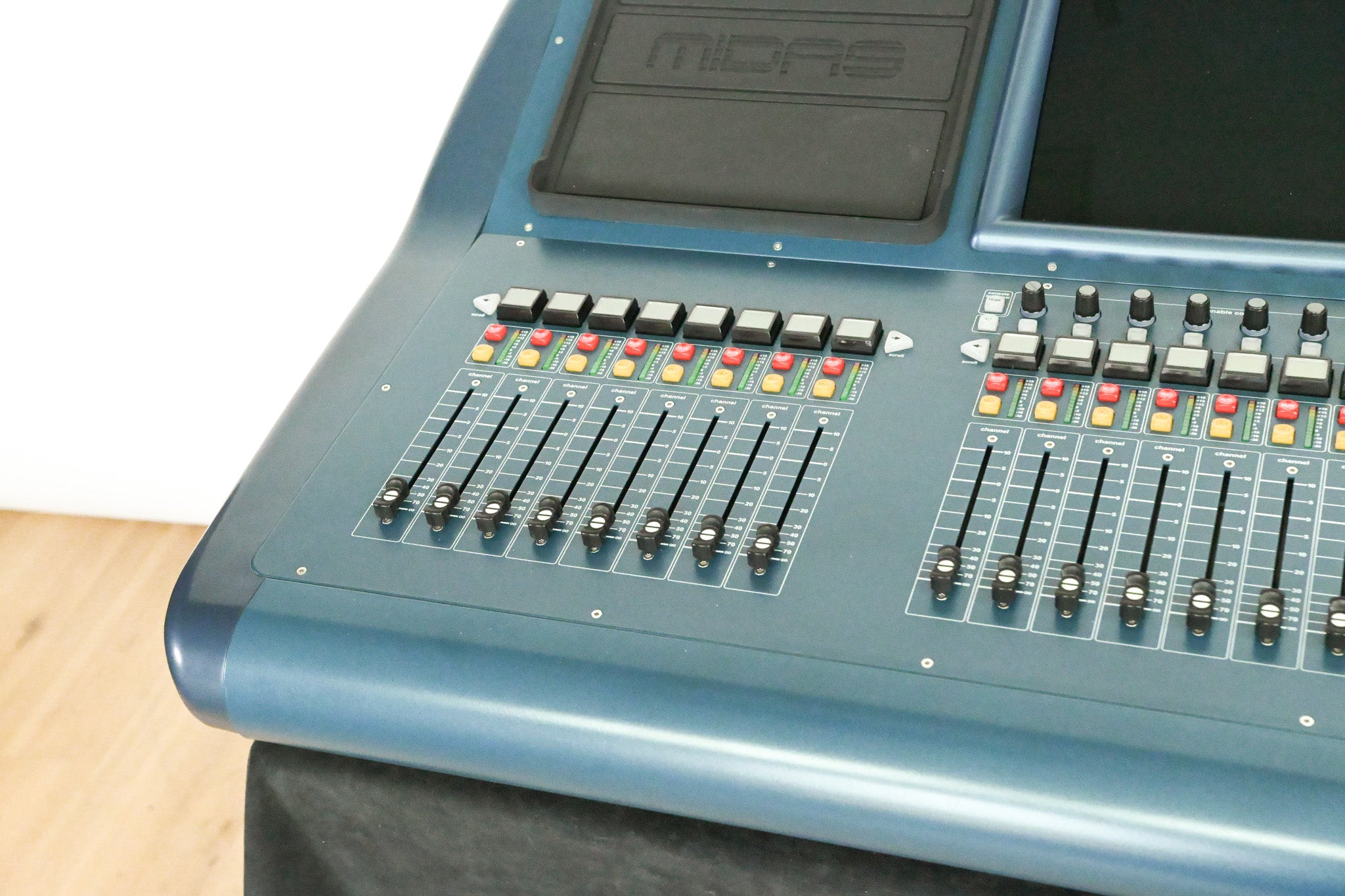 Midas PRO2 Live Digital Audio Mixing Console