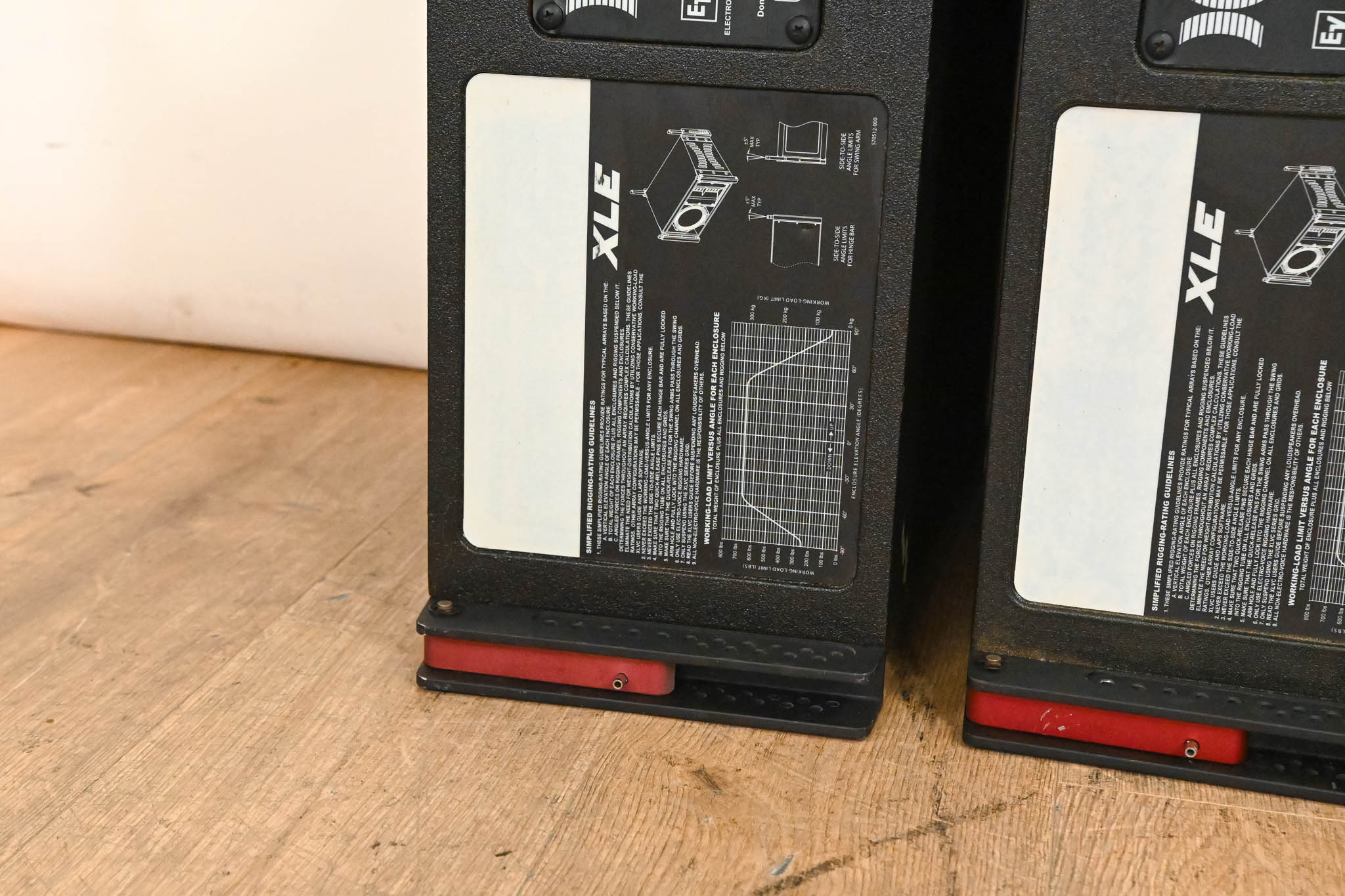 Electro-Voice (EV) XLE181 8" 2-Way Passive Line Array Speaker (PAIR)