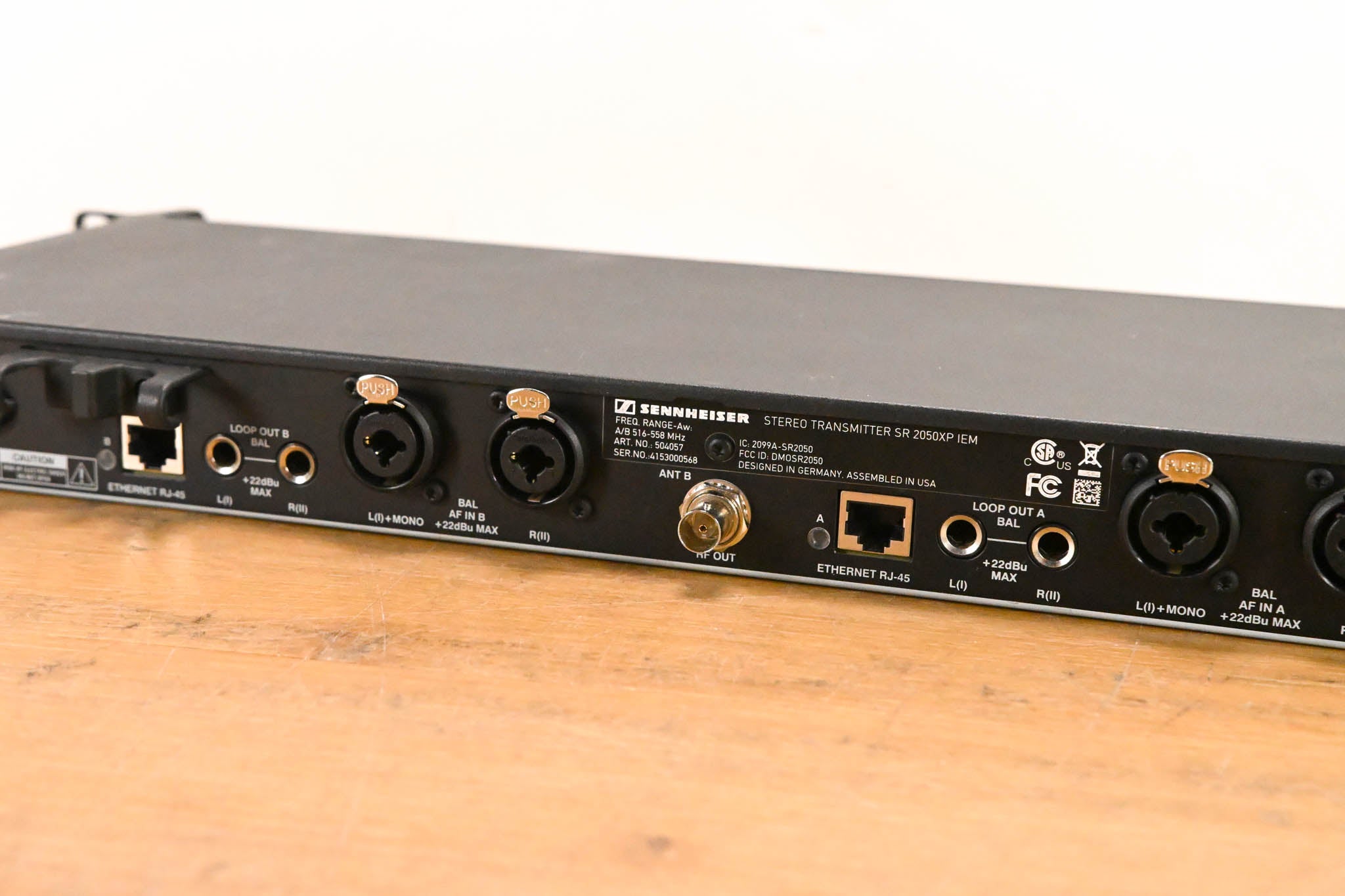 Sennheiser SR 2050XP IEM Stereo Wireless Transmitter - Aw: 516-558 MHz