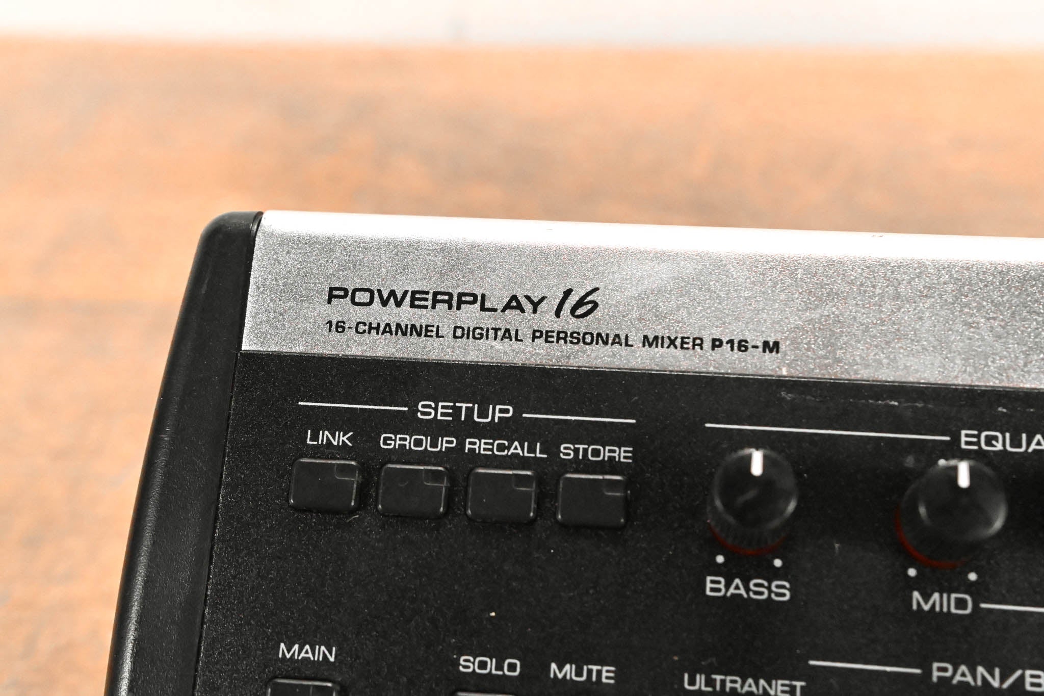 Behringer Powerplay P16-M 16-Channel Digital Personal Mixer