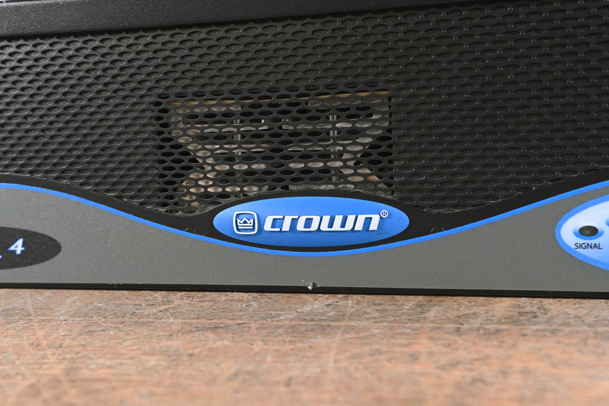 Crown CL4 2-Channel Power Amplifier