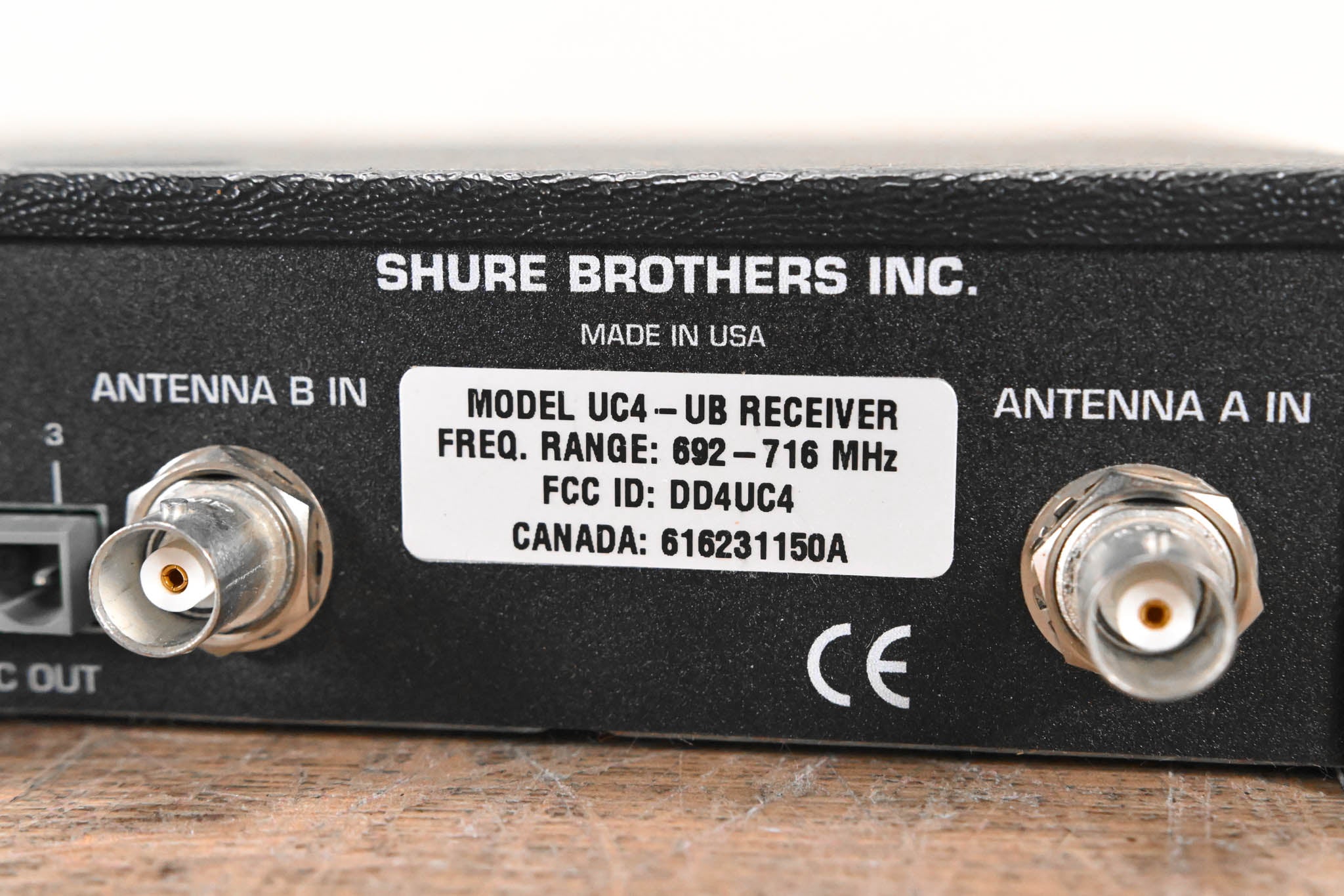 Shure UC4-UB Wireless Receiver - UB Band: 692-716 MHz (NO POWER