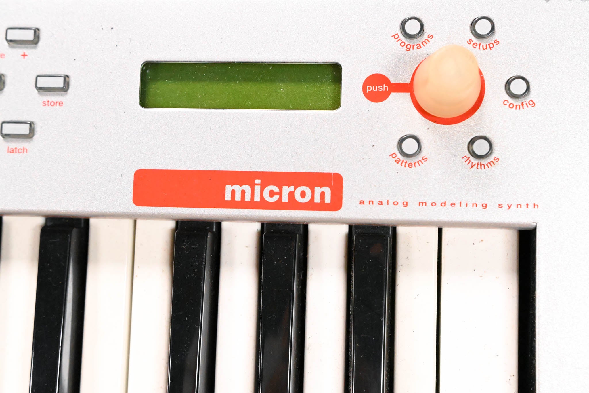 Alesis Micron 37-Key Analog Modeling Synthesizer (NO POWER SUPPLY)