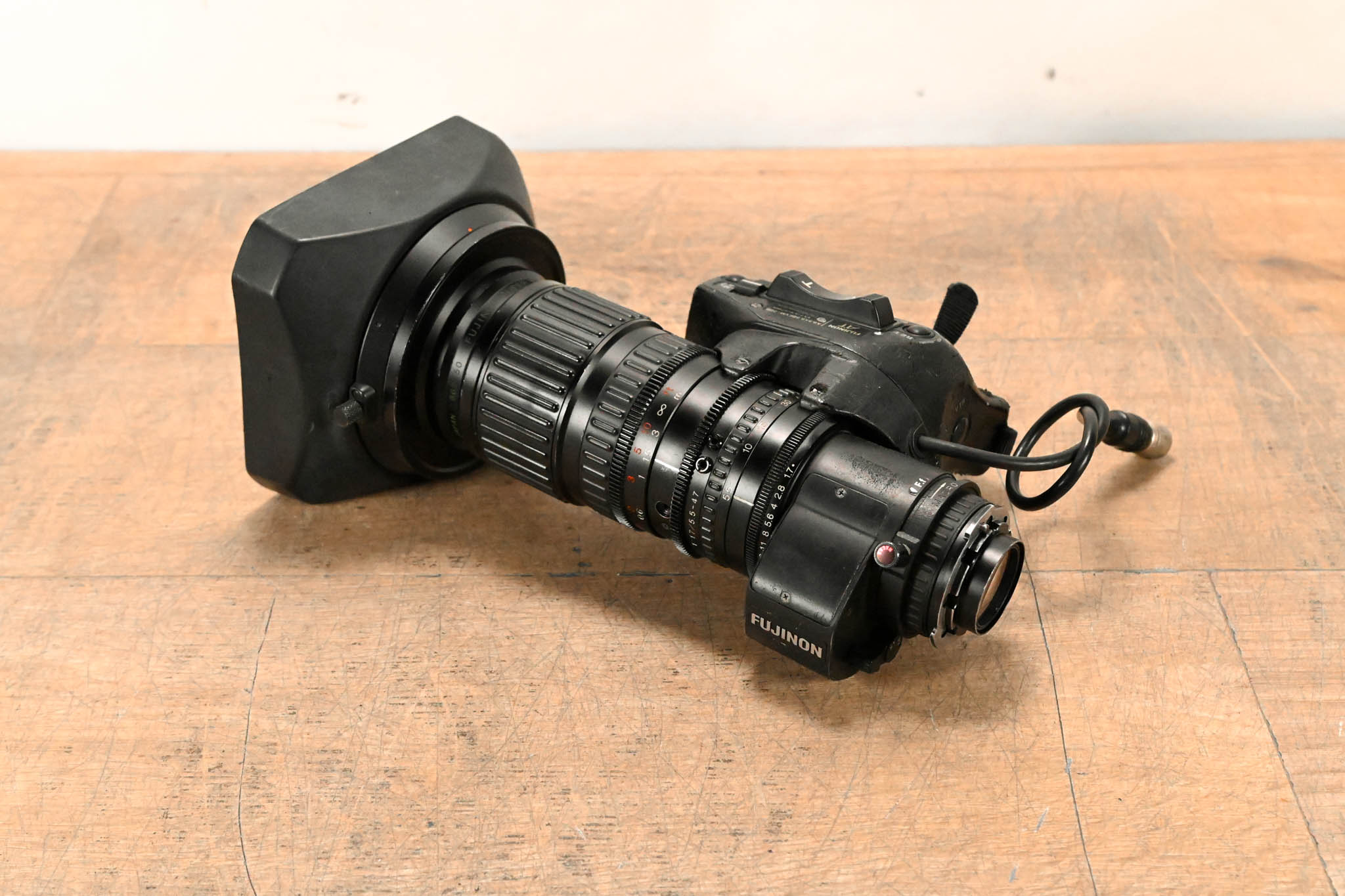 Fujinon A8.5x5.5BEVM-28B 20x Zoom 2/3" ENG Broadcast Lens