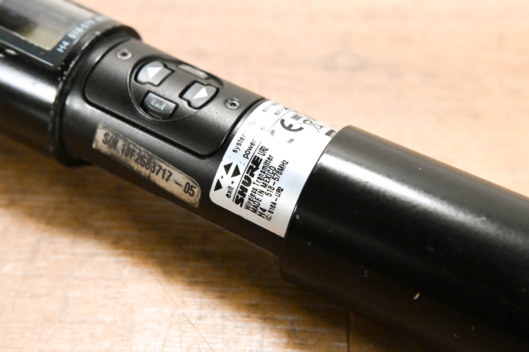 Shure UR2/SM58 Handheld Transmitter with SM58 Capsule - H4 Band
