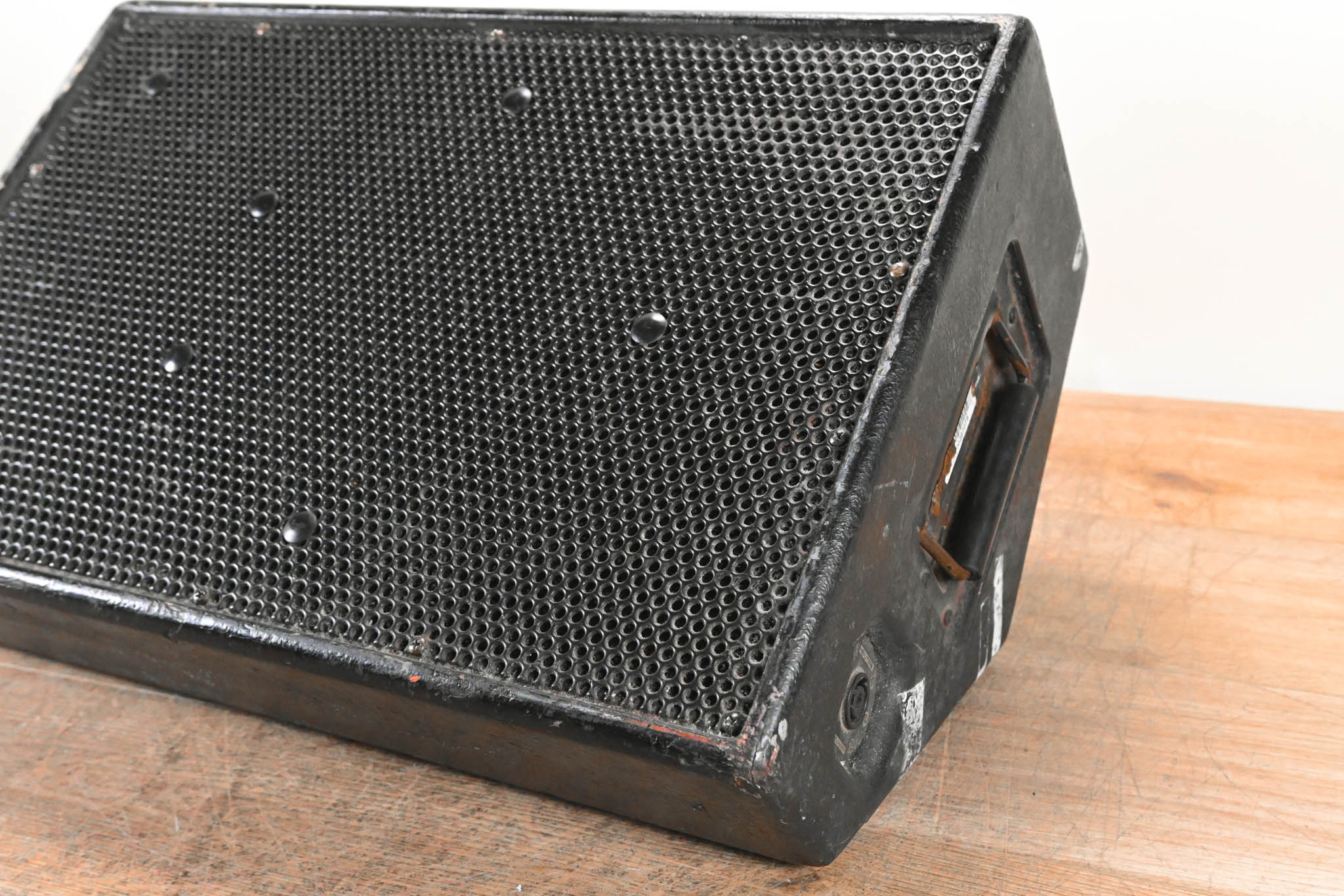 EAW SM200iH Two-Way Full Range Passive Stage Monitor