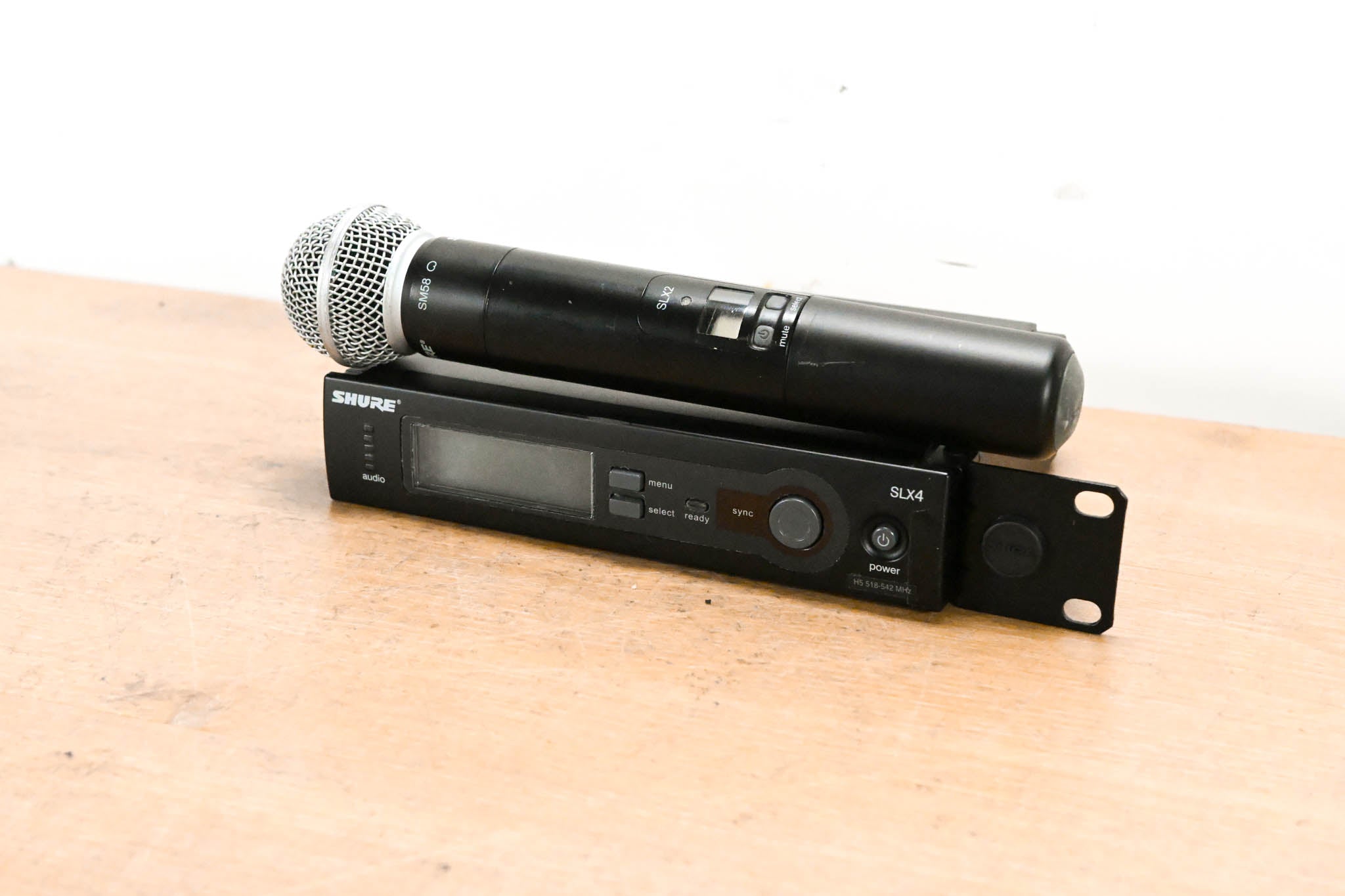 Shure SLX24/SM58 Handheld Wireless System - H5 Band (NO POWER SUPPLY)