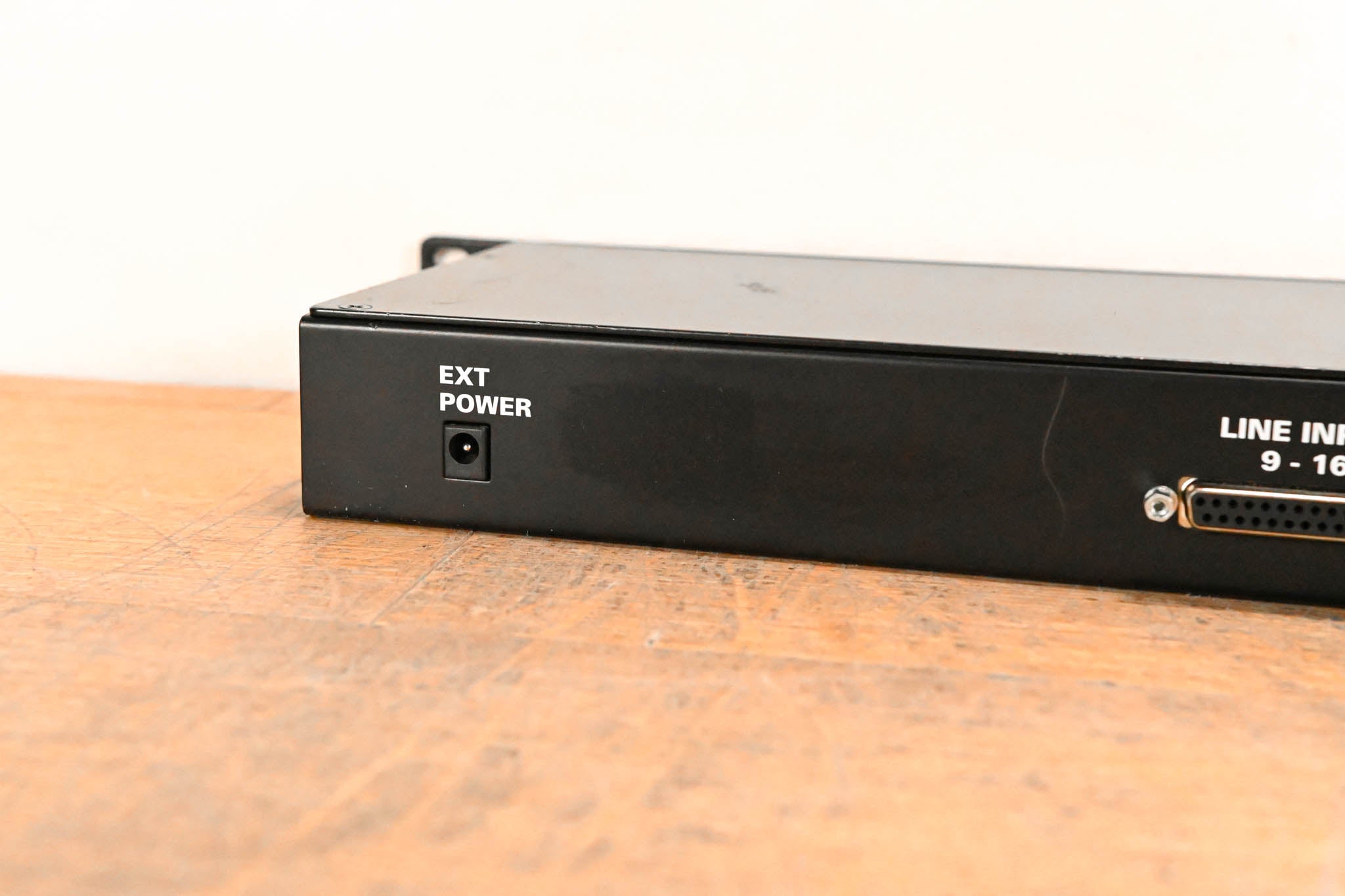 myMix IEX-16L-A 16-Channel Input Expander (NO POWER SUPPLY)