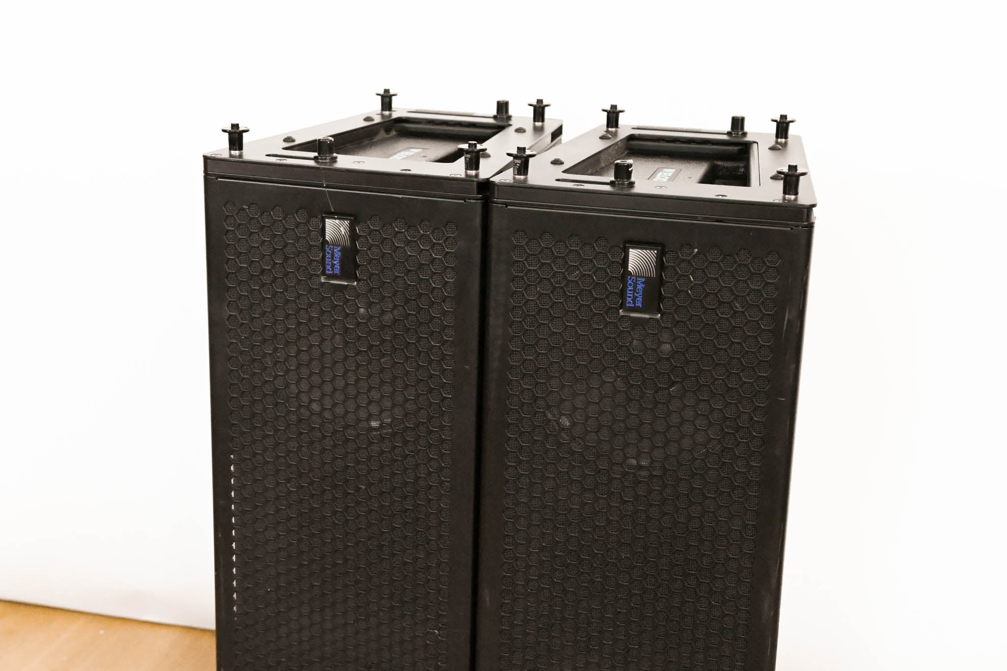 Meyer Sound M'elodie High-Power Curvilinear Array Loudspeaker (PAIR)