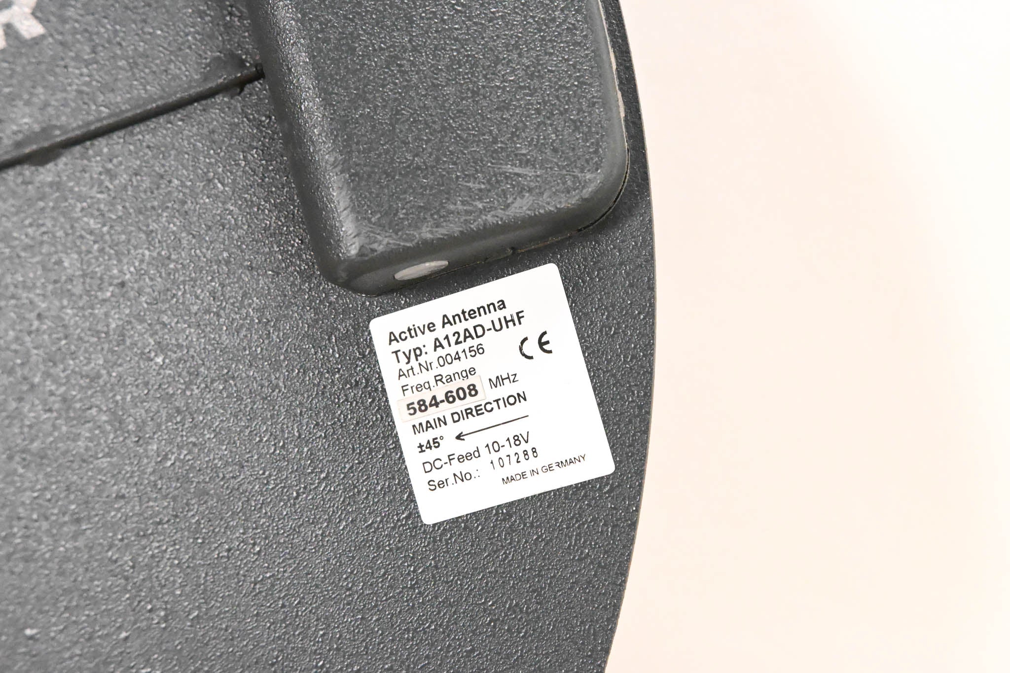 Sennheiser A12AD-UHF Active Antenna 584-608 MHz