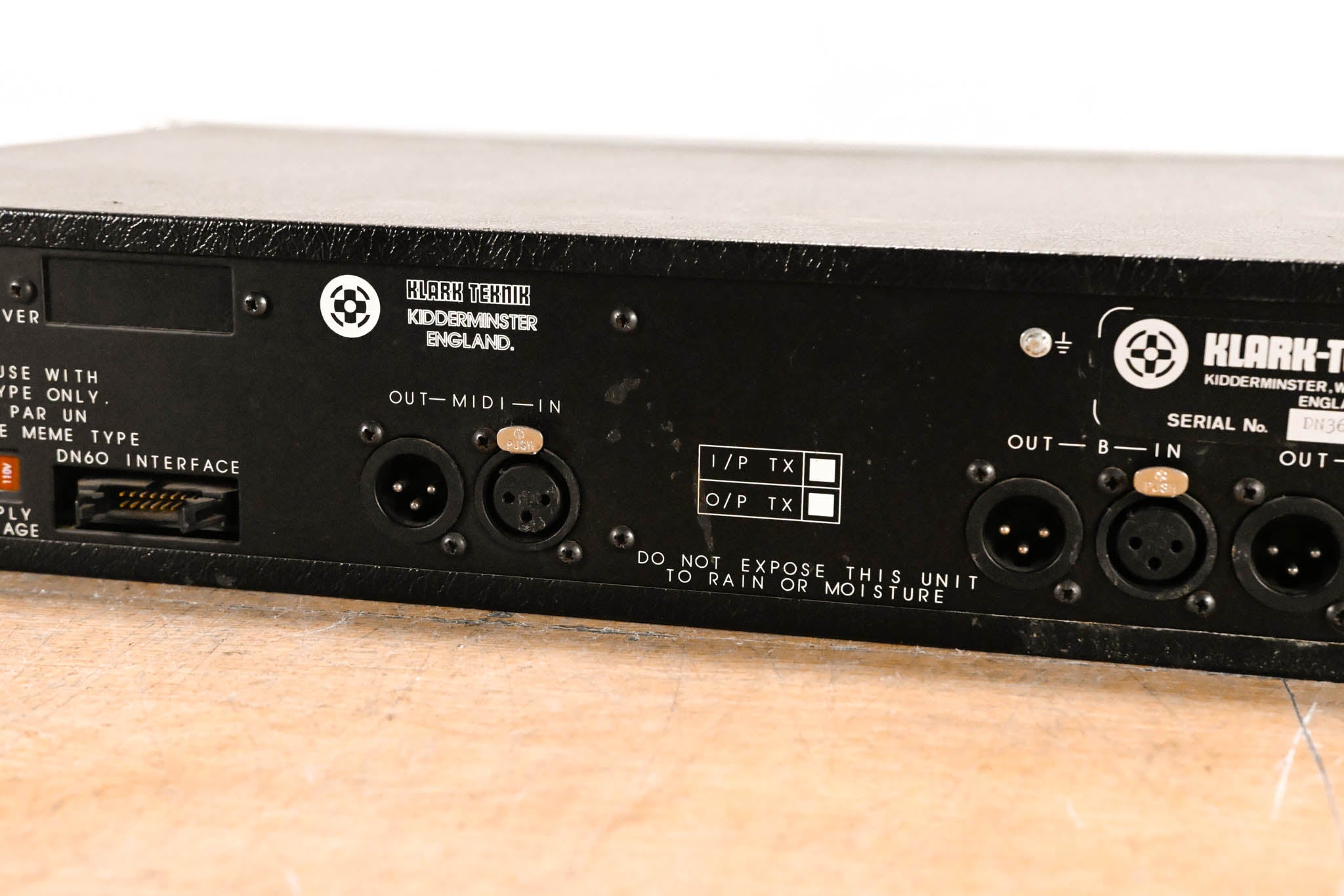 Klark Teknik DN3601 Programmable Slave Graphic Equalizer
